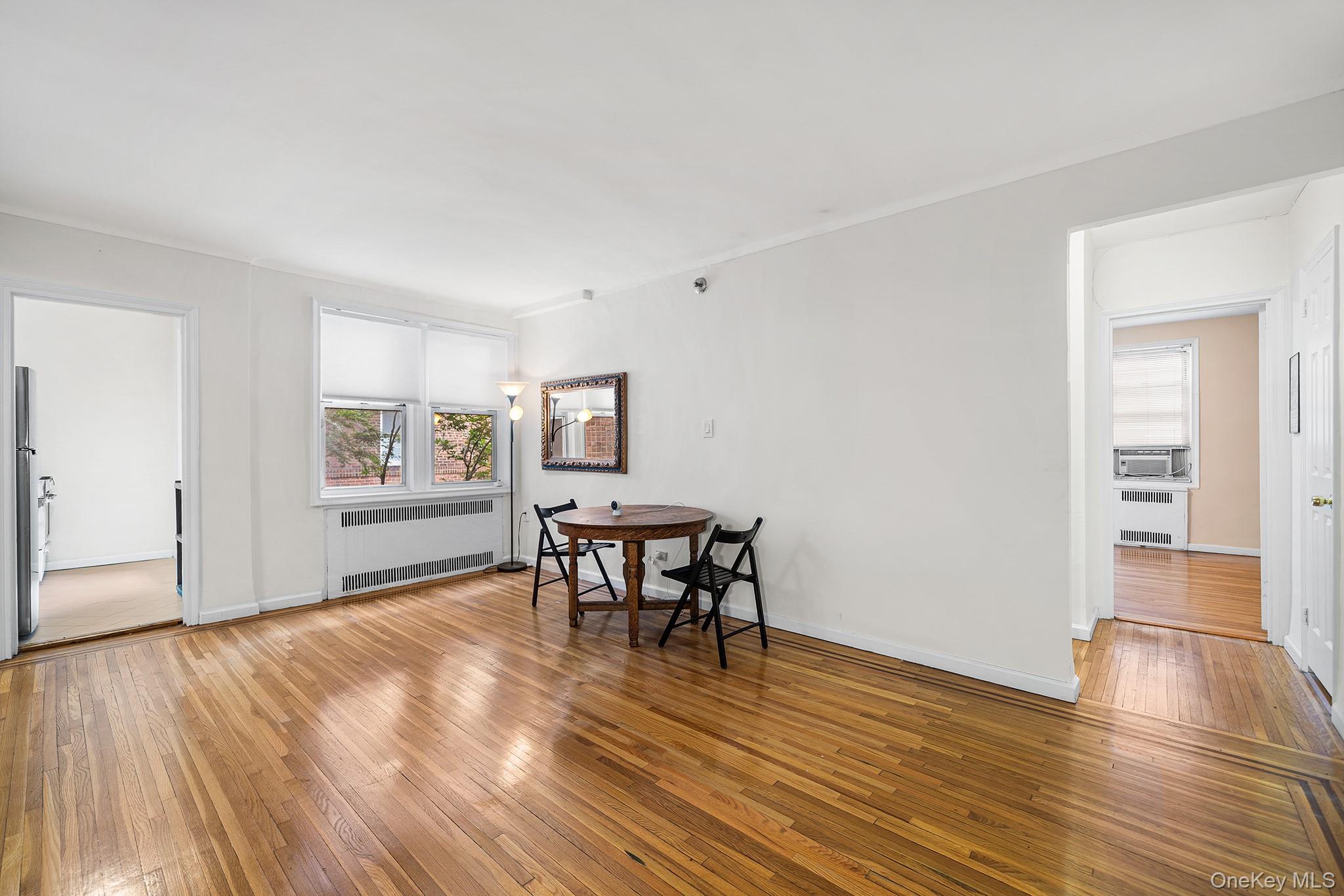 #5 photo, 65-74 Saunders Street, Rego Park , NY 11374