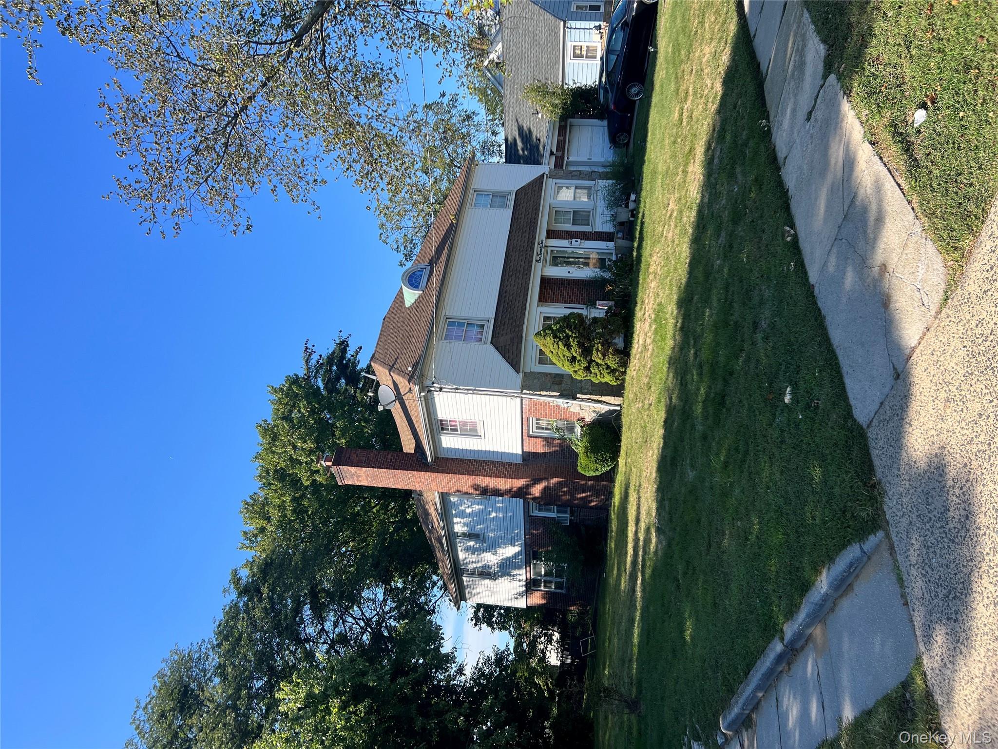 #1 photo, 122 Rockaway Parkway, Valley Stream , NY 11580