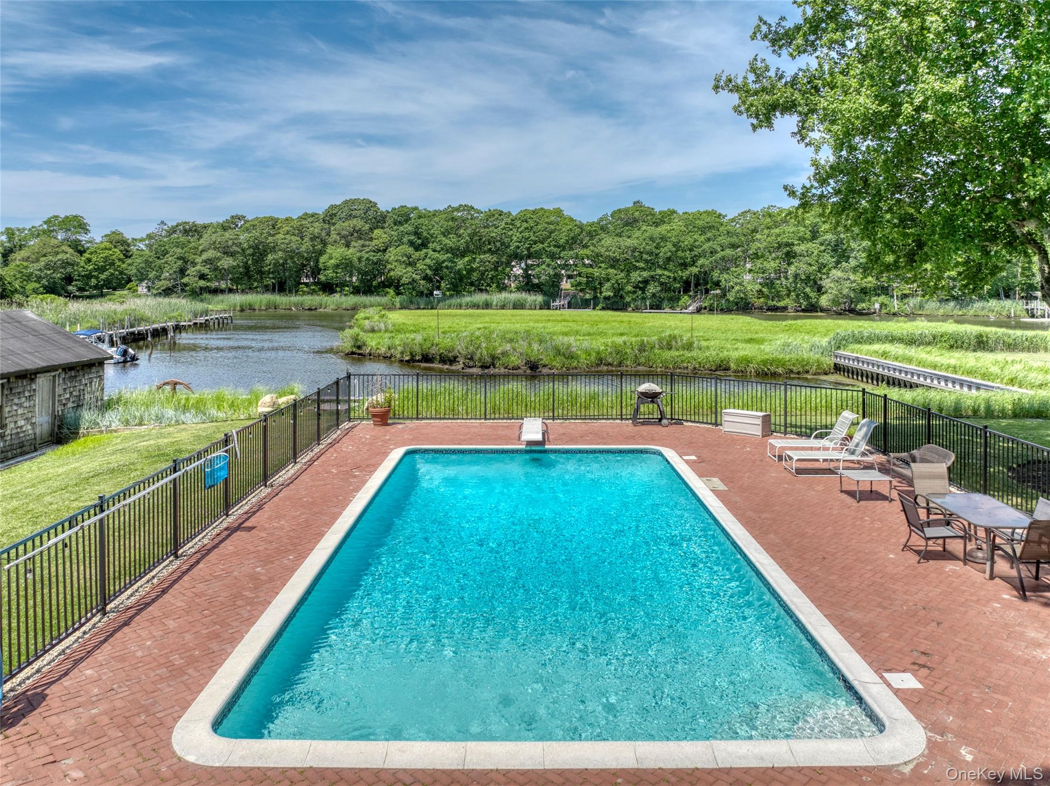 #11 photo, 3 Bishop Avenue, Westhampton , NY 11977