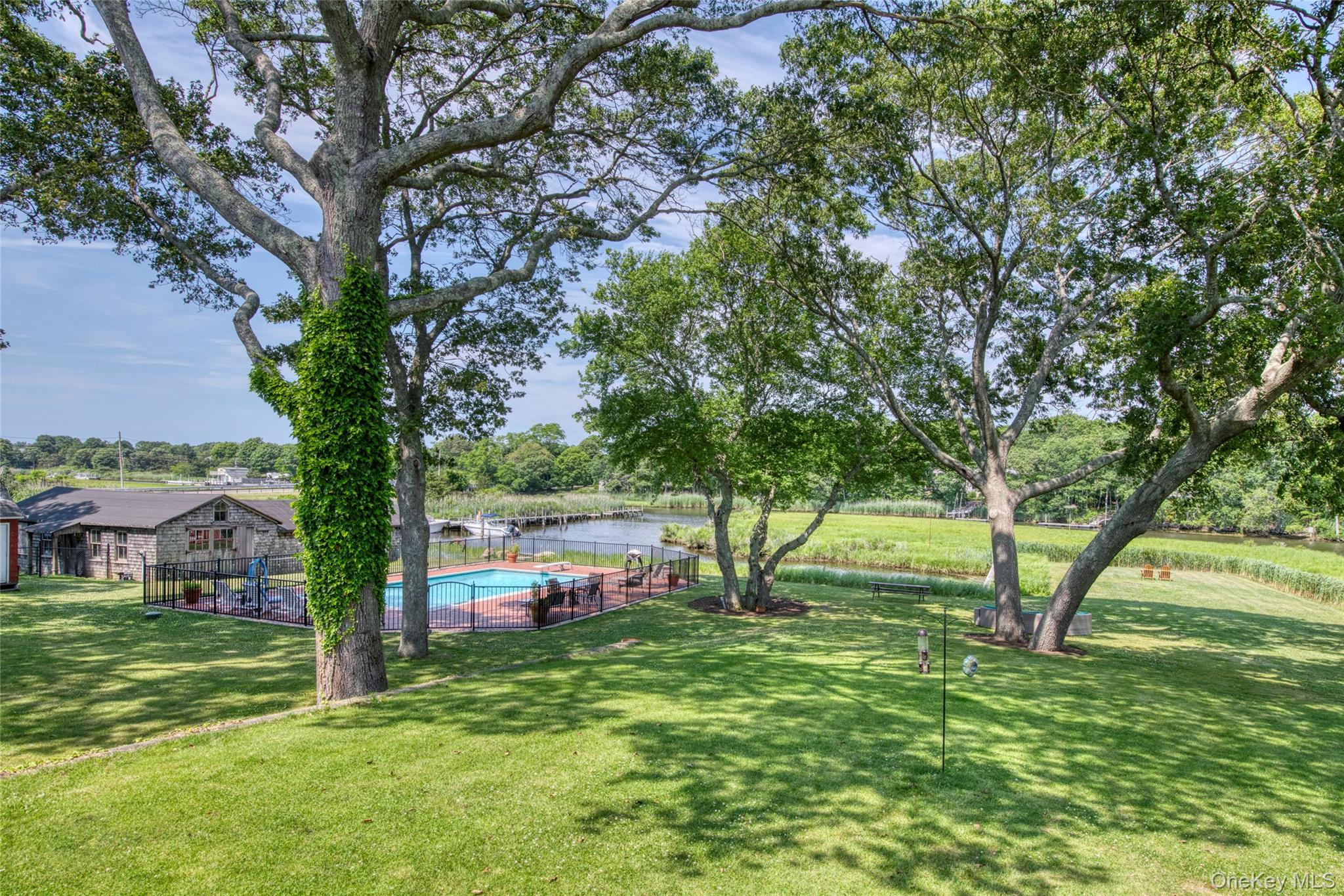 #12 photo, 3 Bishop Avenue, Westhampton , NY 11977