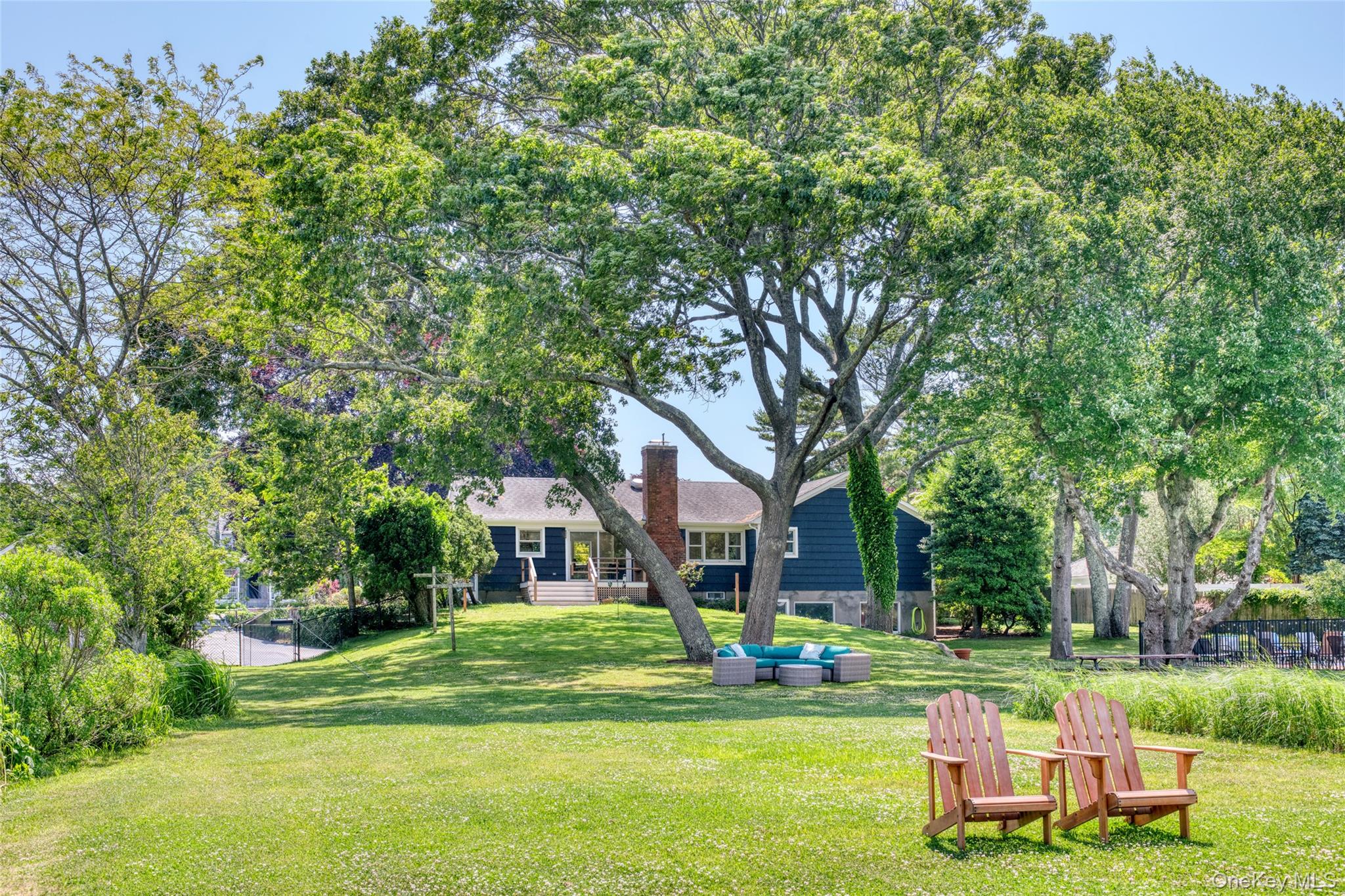 #13 photo, 3 Bishop Avenue, Westhampton , NY 11977