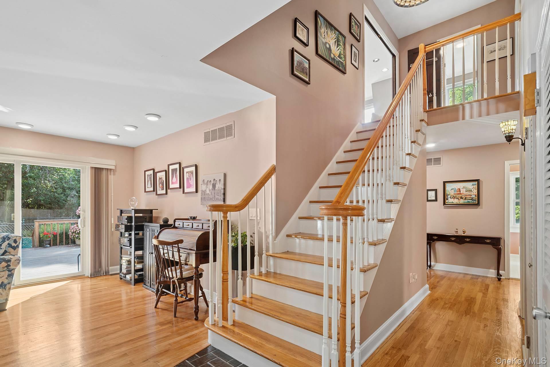 #11 photo, 28 Plain View Drive, サフォーク郡 Wading River , NY 11792