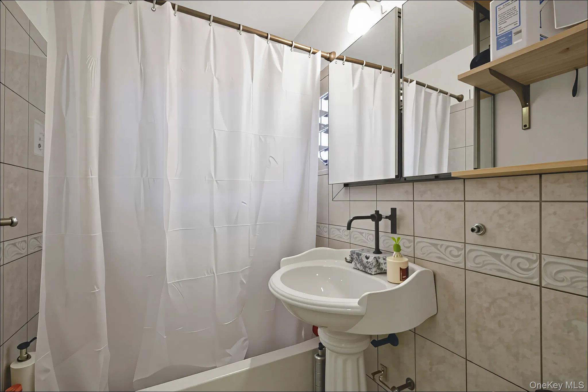 #13 photo, 83-30 Vietor Avenue, East Elmhurst , NY 11373