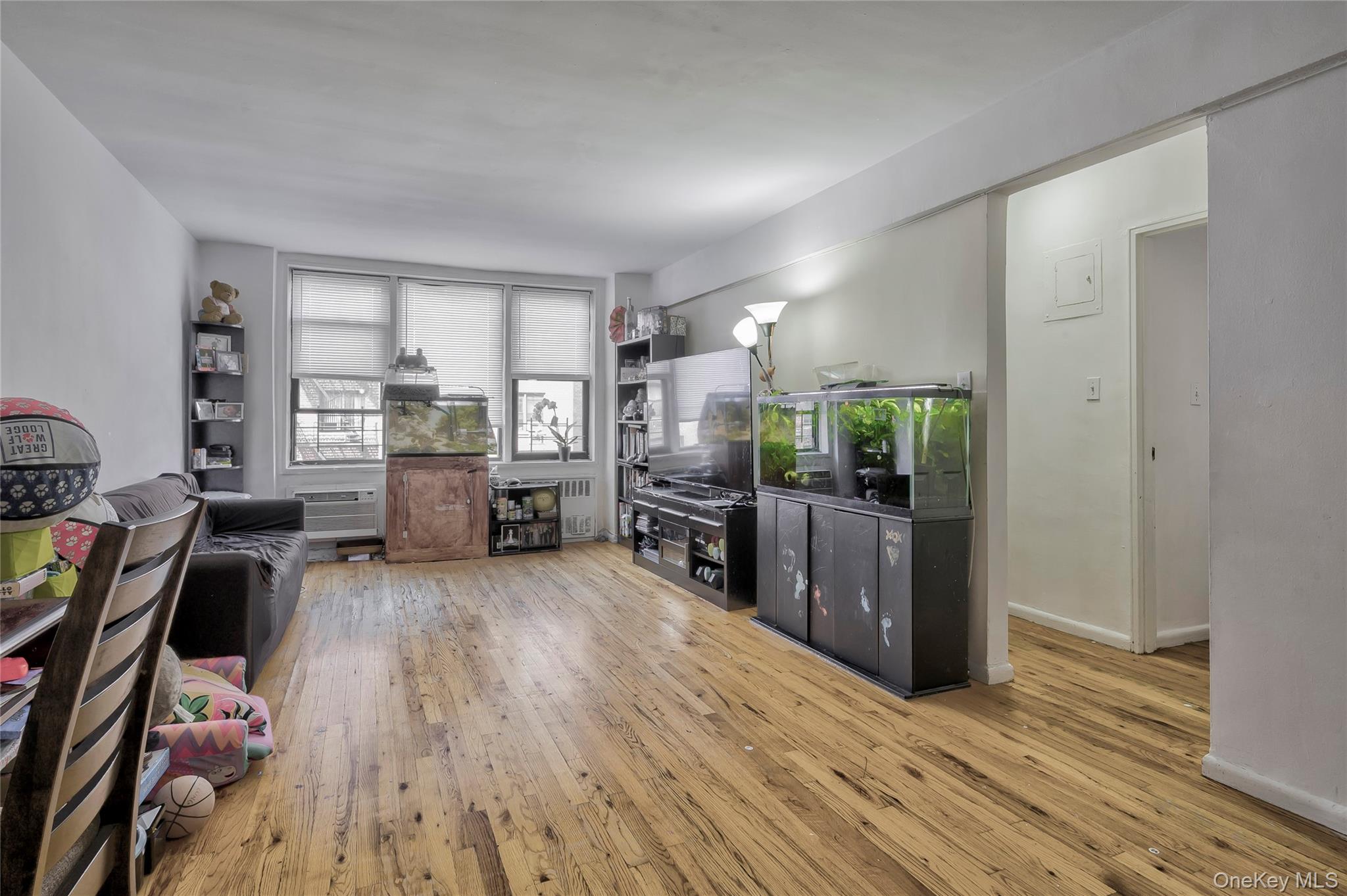 #6 photo, 83-30 Vietor Avenue, East Elmhurst , NY 11373