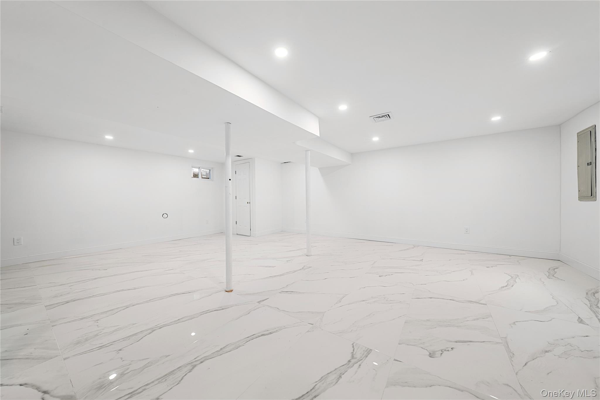 #18 photo, 244 Brown Avenue, Hempstead , NY 11550