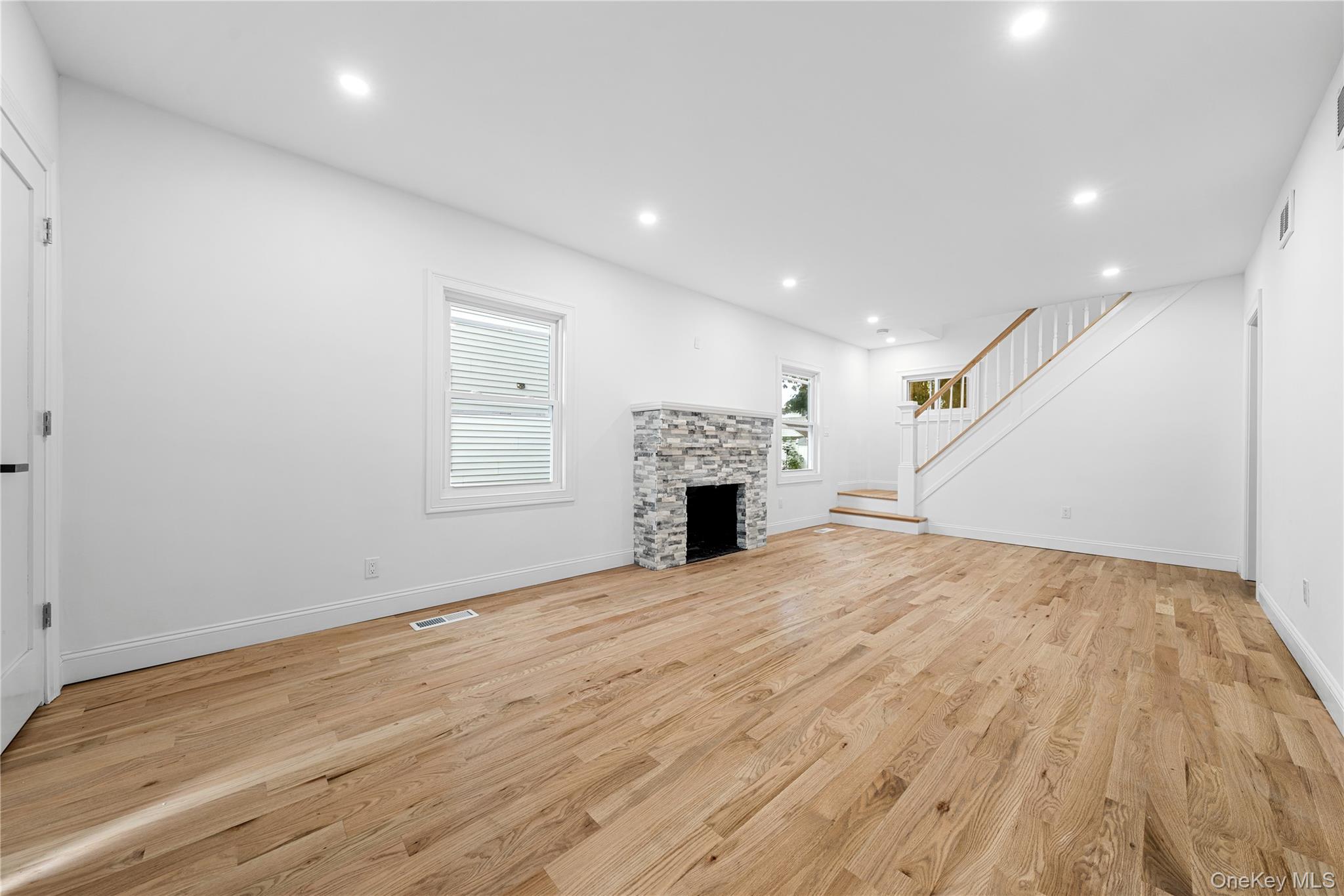 #5 photo, 244 Brown Avenue, Hempstead , NY 11550