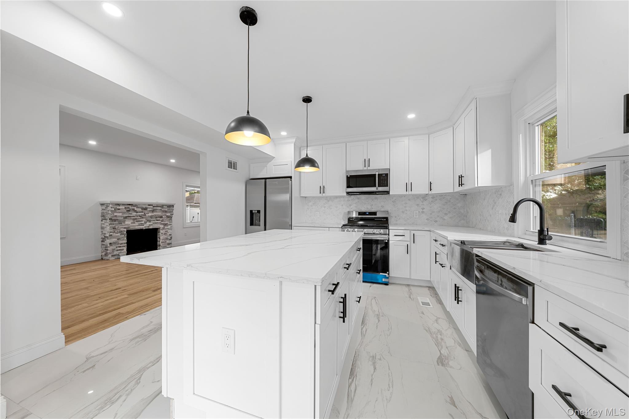 #8 photo, 244 Brown Avenue, Hempstead , NY 11550