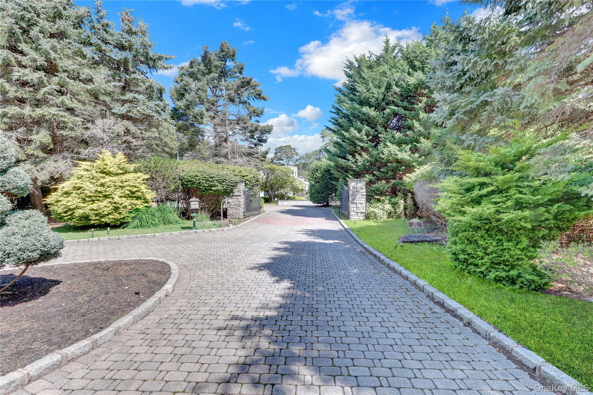 #4 photo, 83 Cliff Road, Port Jefferson , NY 11777