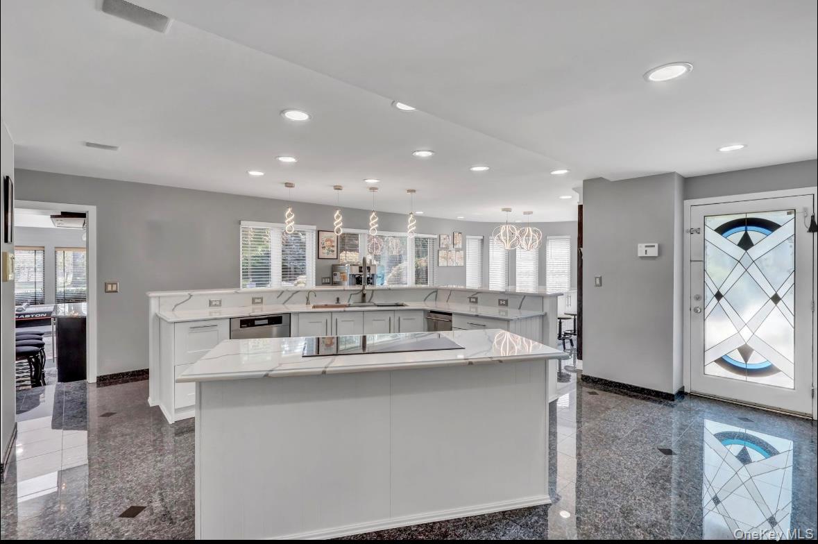 #8 photo, 83 Cliff Road, Port Jefferson , NY 11777