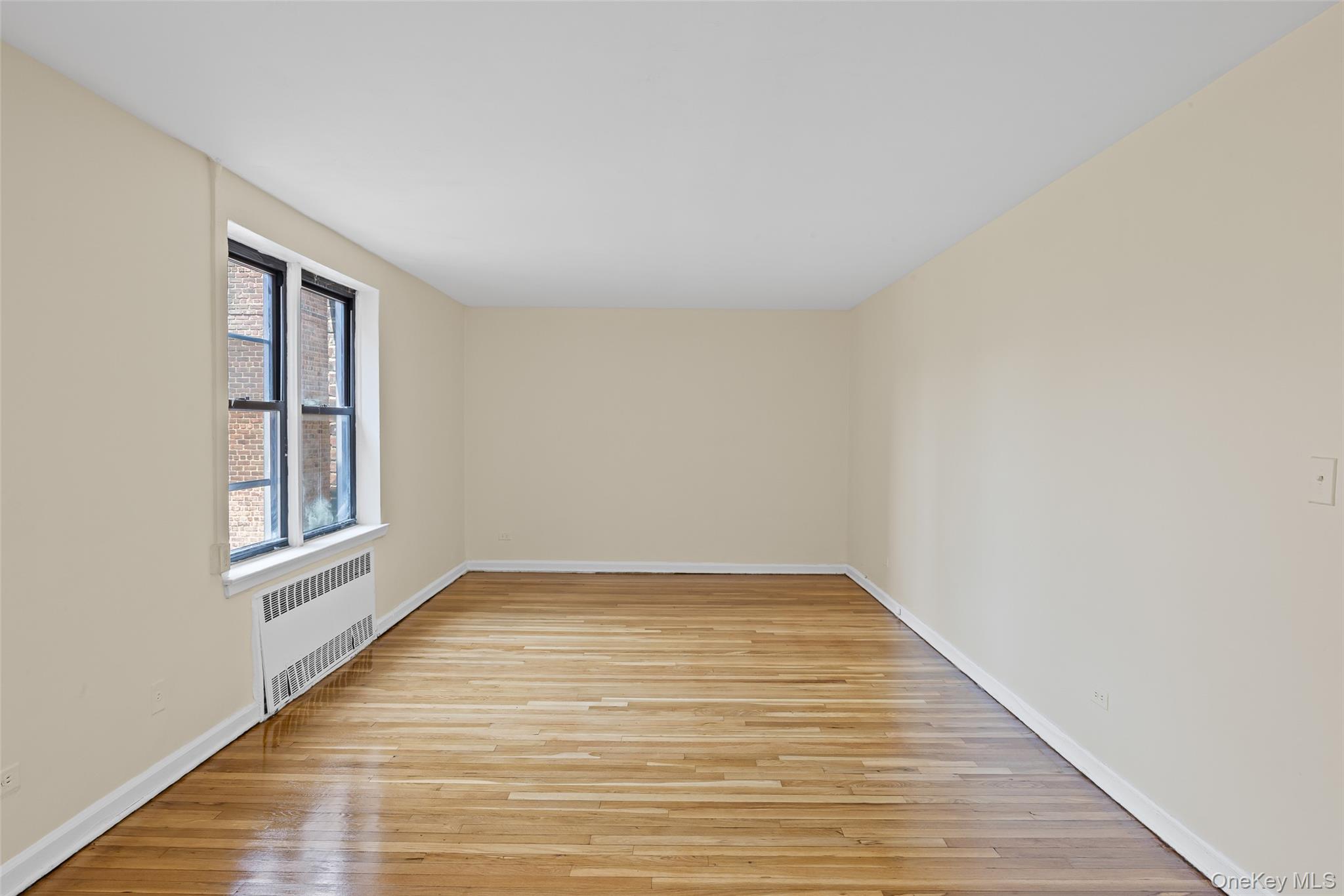 #3 photo, 65-39 108th Street, Forest Hills , NY 11375