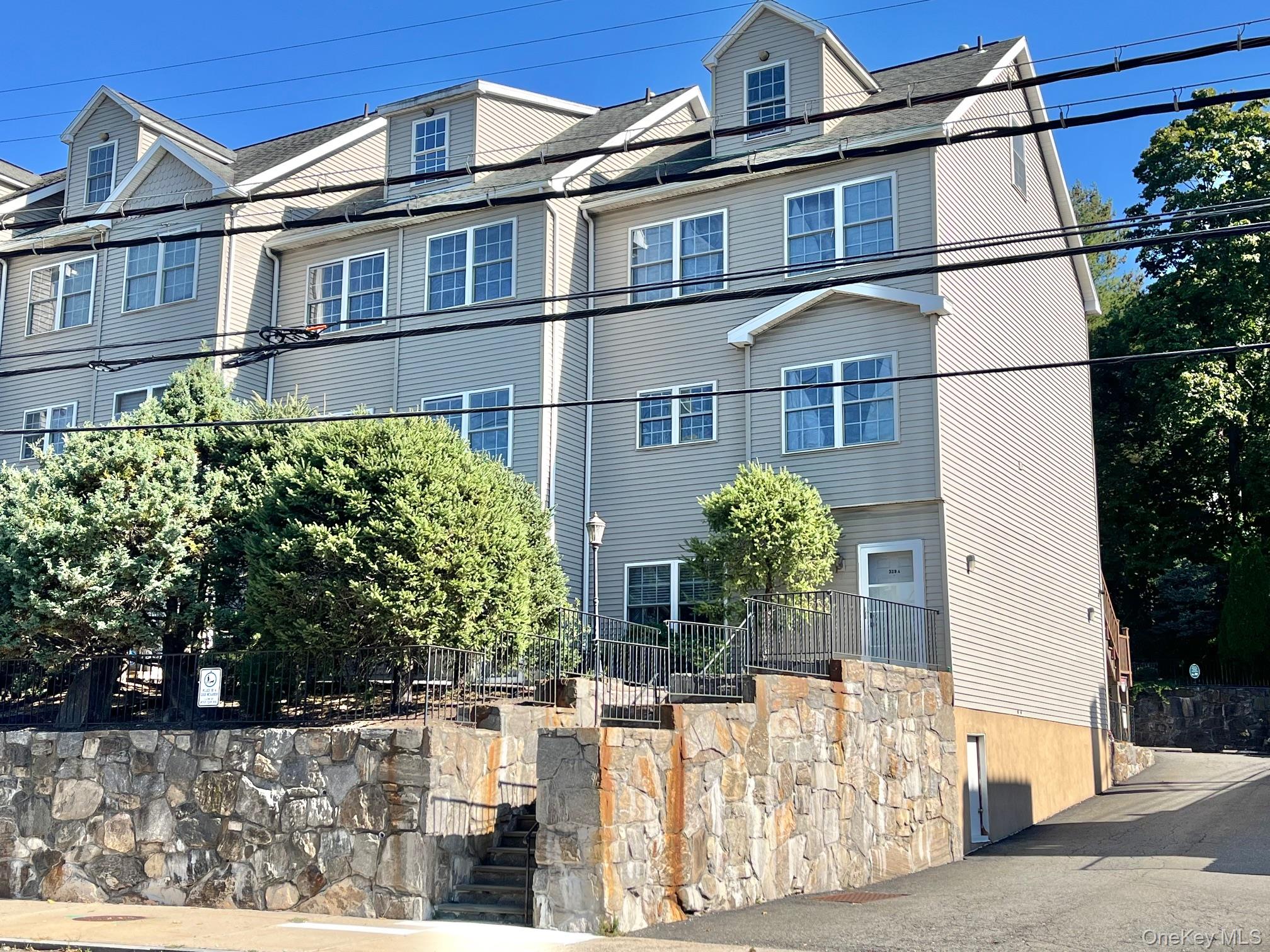 #1 photo, 327 W Post Road, White Plains , NY 10606