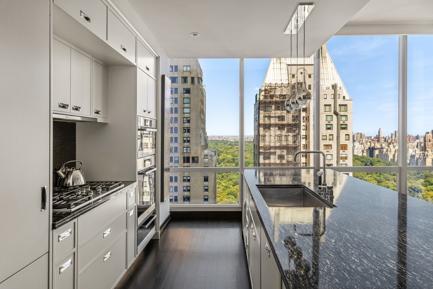 #4 photo, 157 W 57TH Street, マンハッタン Central Park South , NY 10019