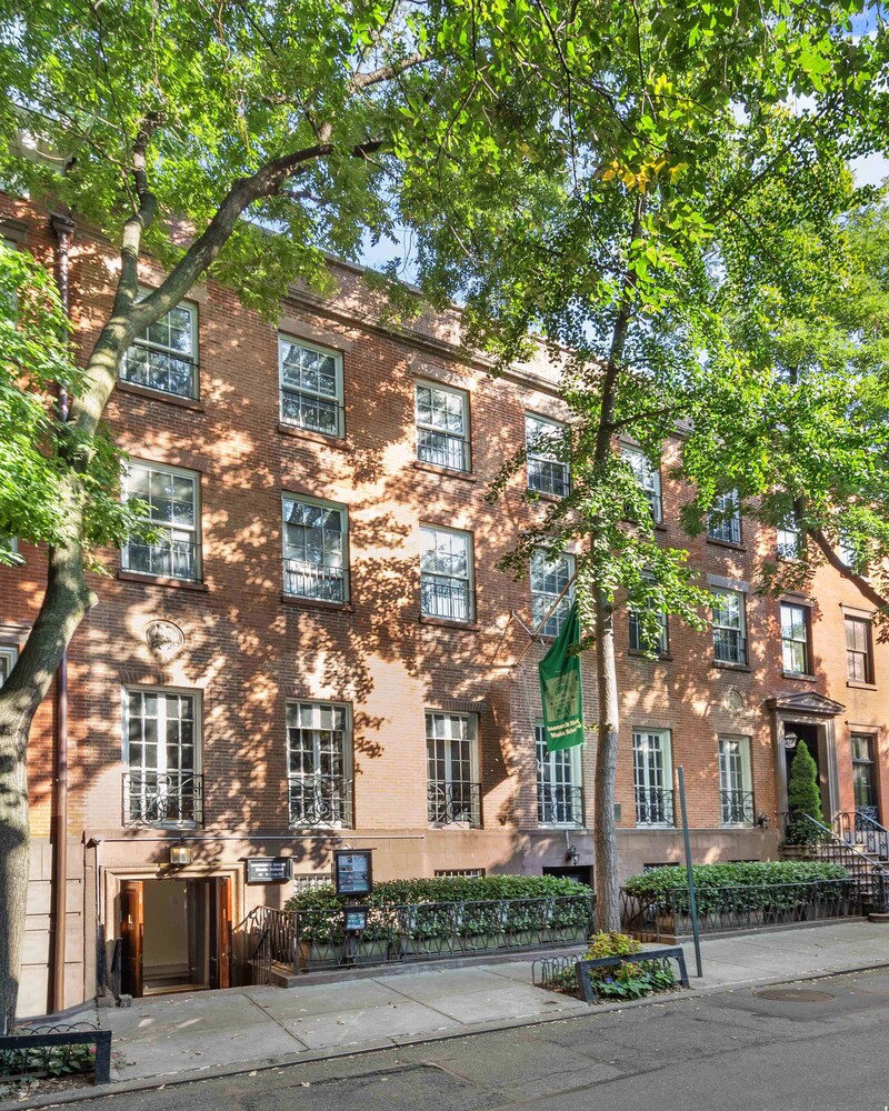 #1 photo, 44-46 BARROW Street, マンハッタン West Village , NY 10014