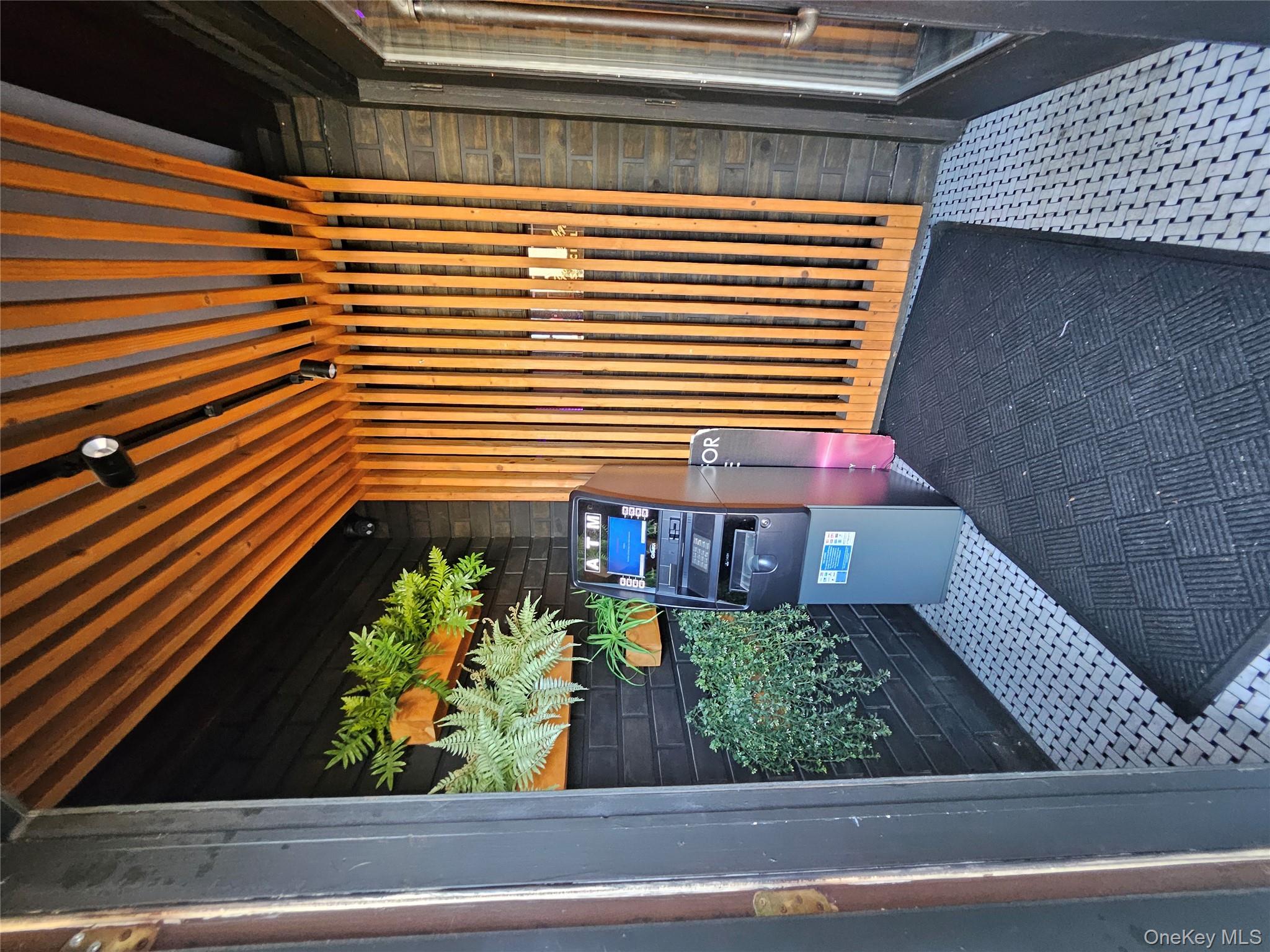 #13 photo, 368 Dogwood Avenue, Franklin Square , NY 11010