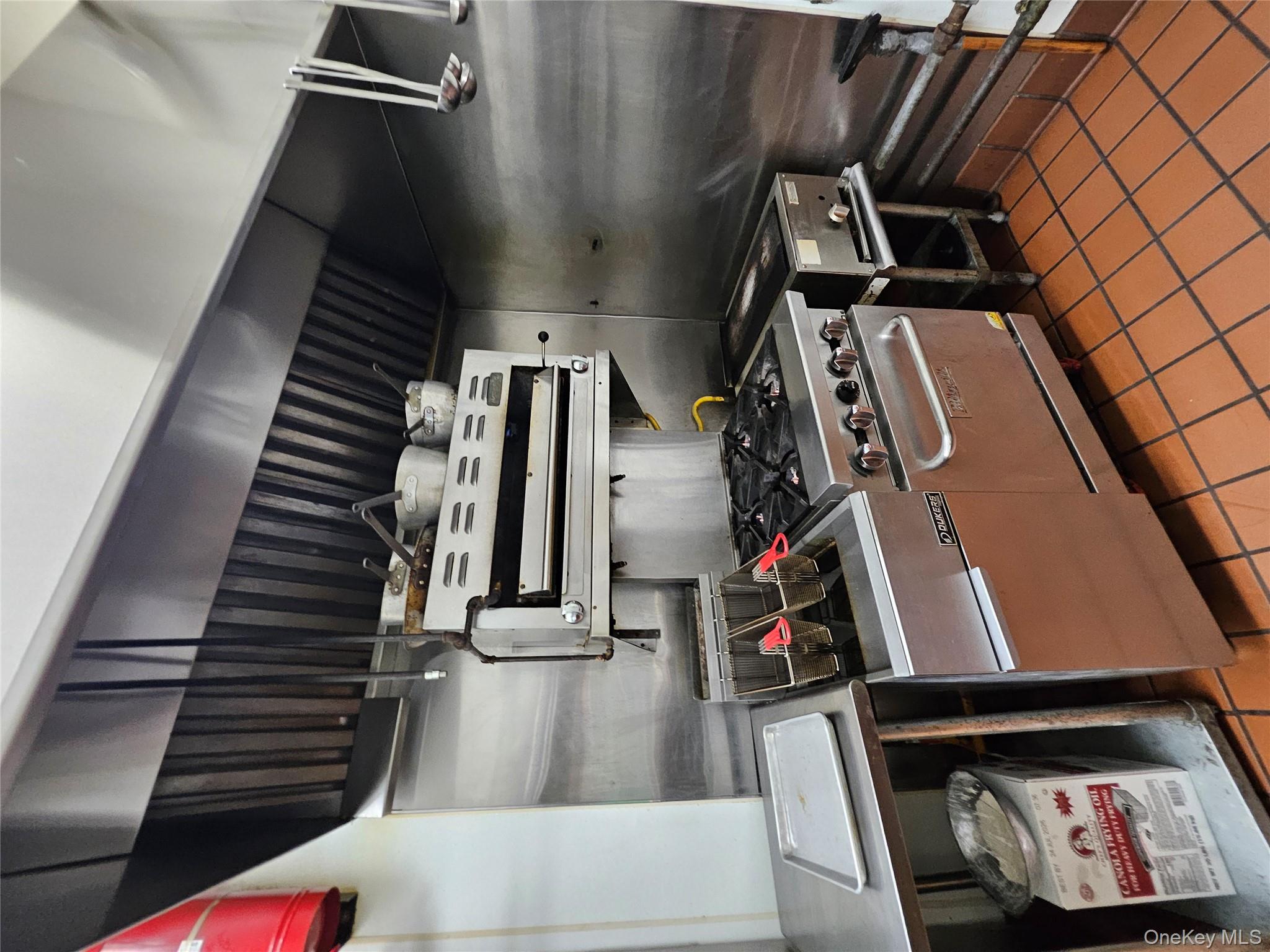 #16 photo, 368 Dogwood Avenue, Franklin Square , NY 11010