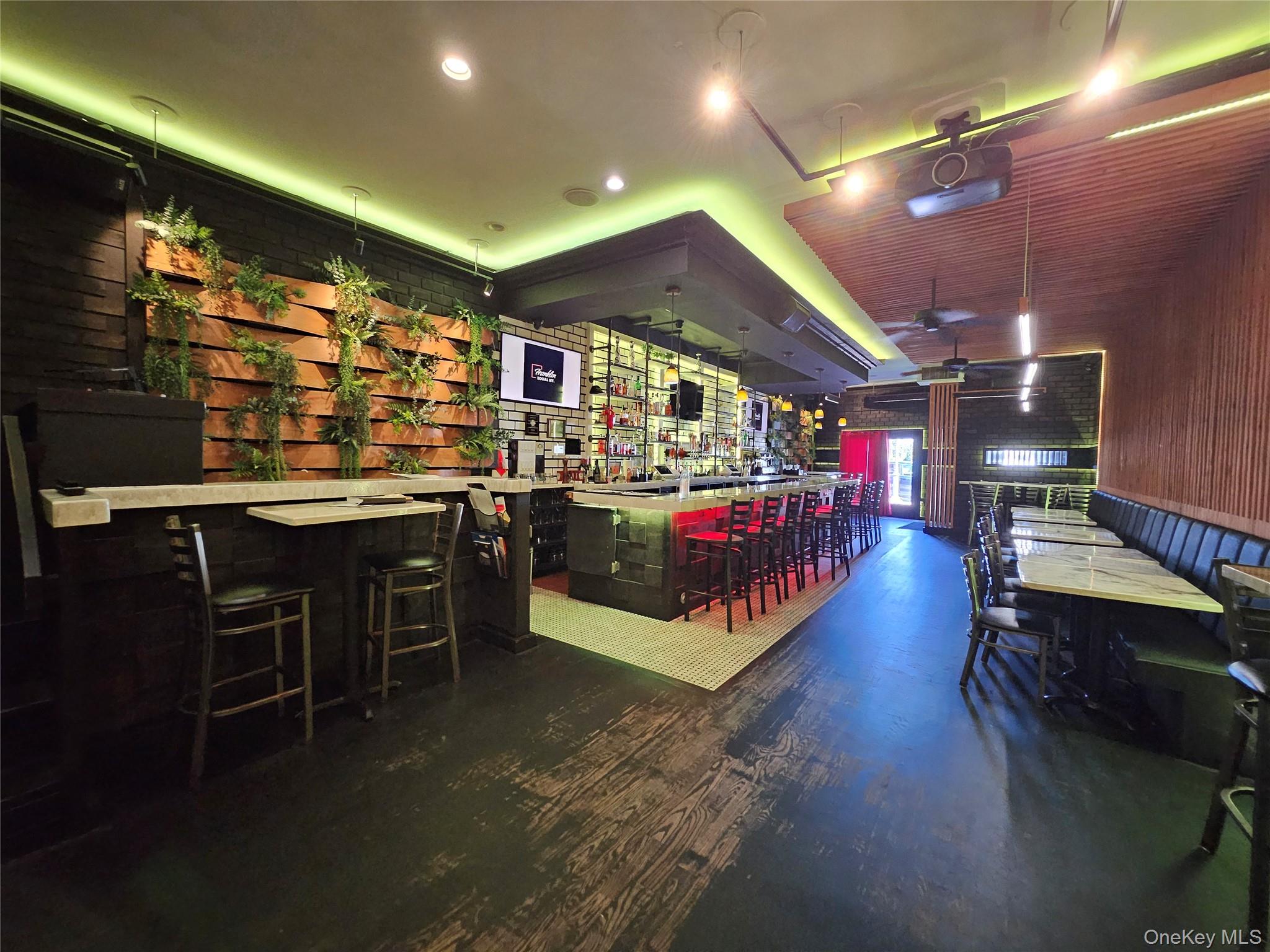 #5 photo, 368 Dogwood Avenue, Franklin Square , NY 11010