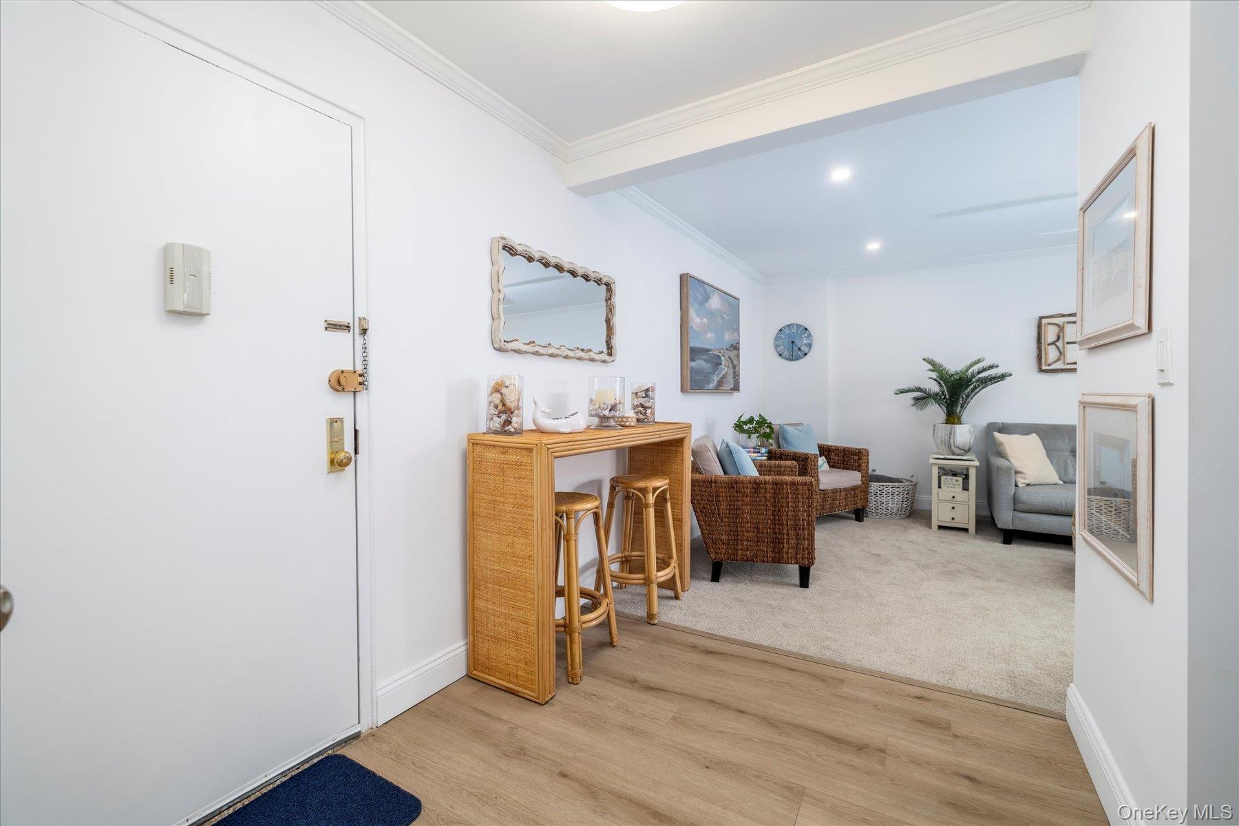 #9 photo, 560 W Broadway, ナッソー郡 Long Beach , NY 11561