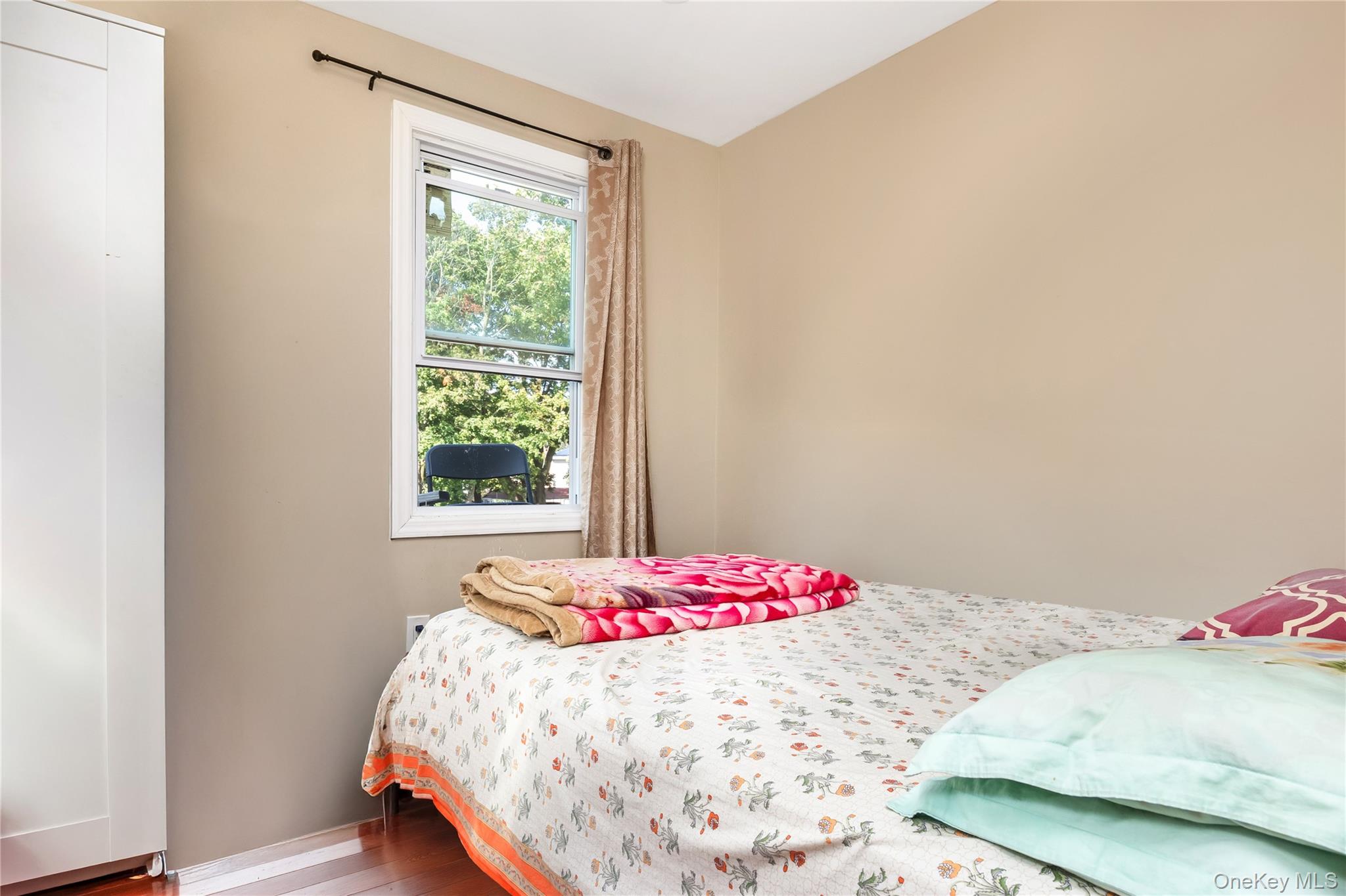 #19 photo, 10218 216th Street, Queens Village , NY 11429