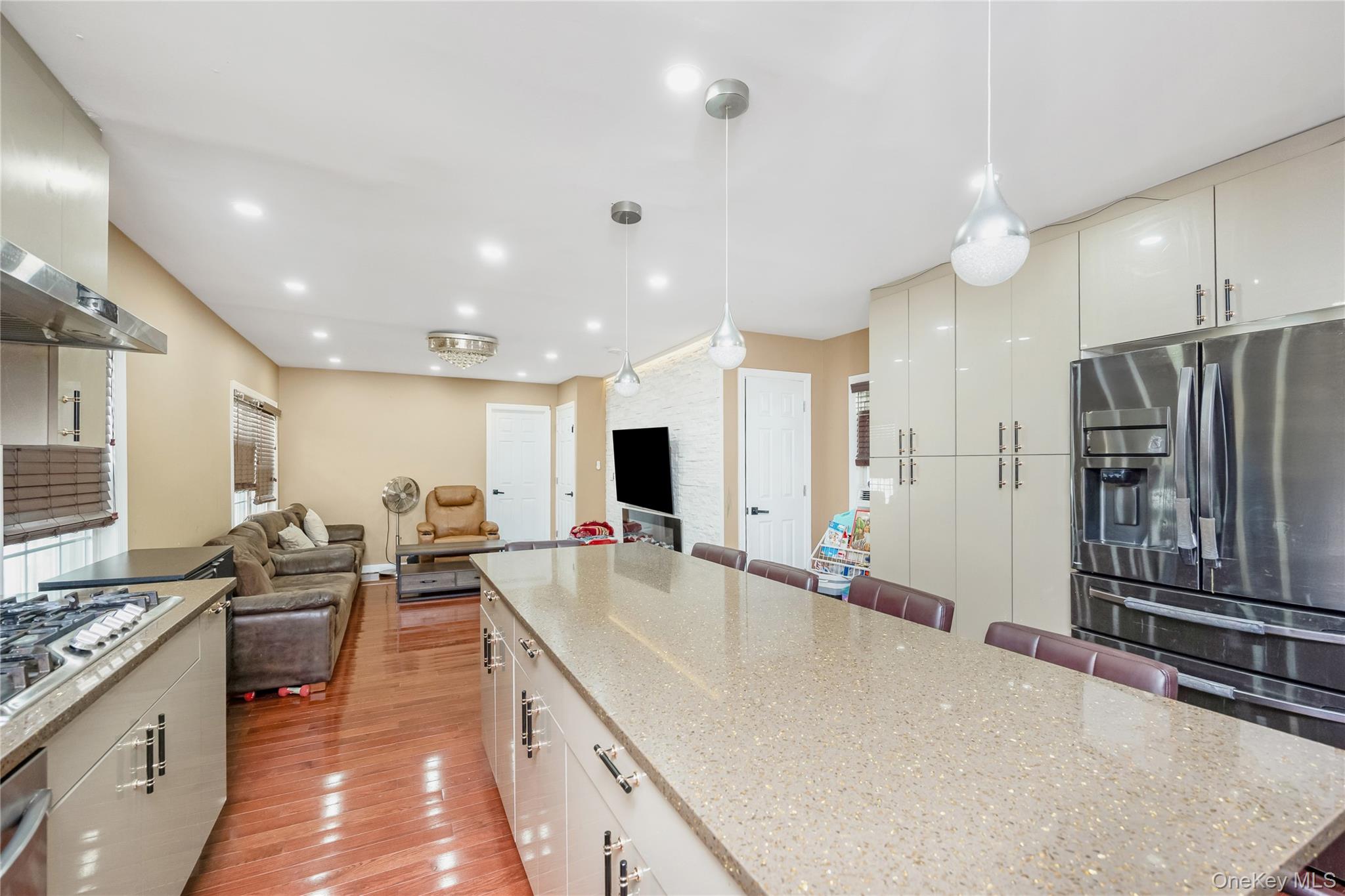 #8 photo, 10218 216th Street, Queens Village , NY 11429