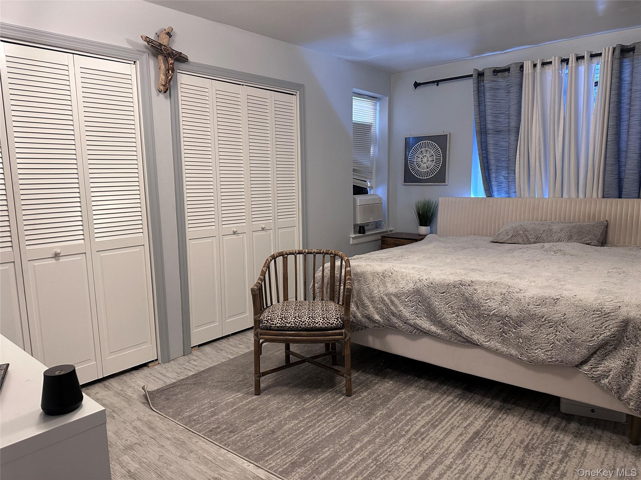 #11 photo, 250 W Merrick Road, ناسو Freeport , NY 11520