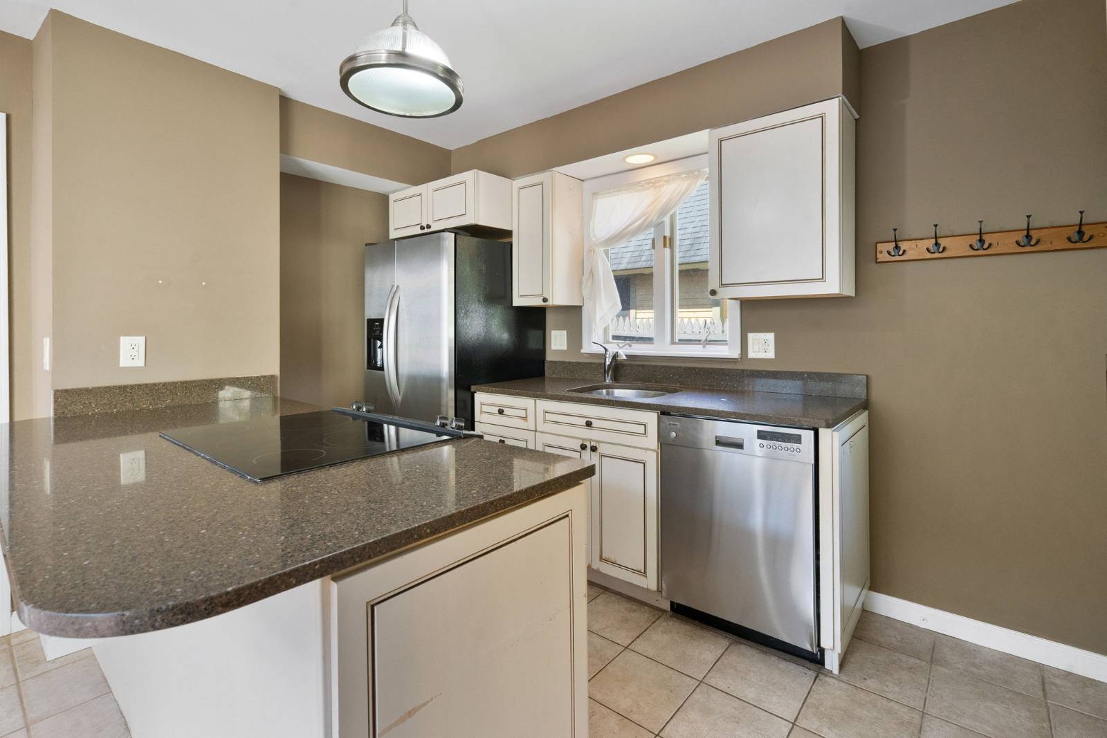 #23 photo, 130 GEORGE STREET, Saratoga Springs , NY 12866