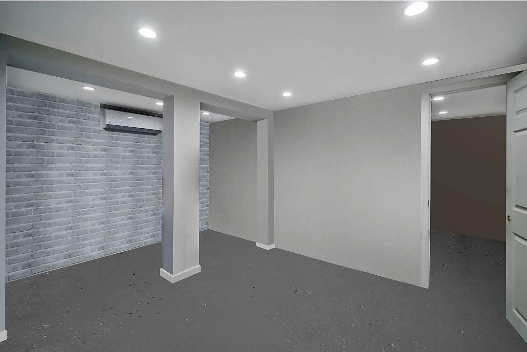 #13 photo, 47 W. Main St., サフォーク郡 Smithtown , NY 11787