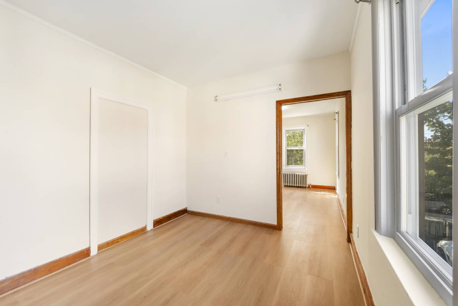 #18 photo, 45-11 160th St, Flushing , NY 11358