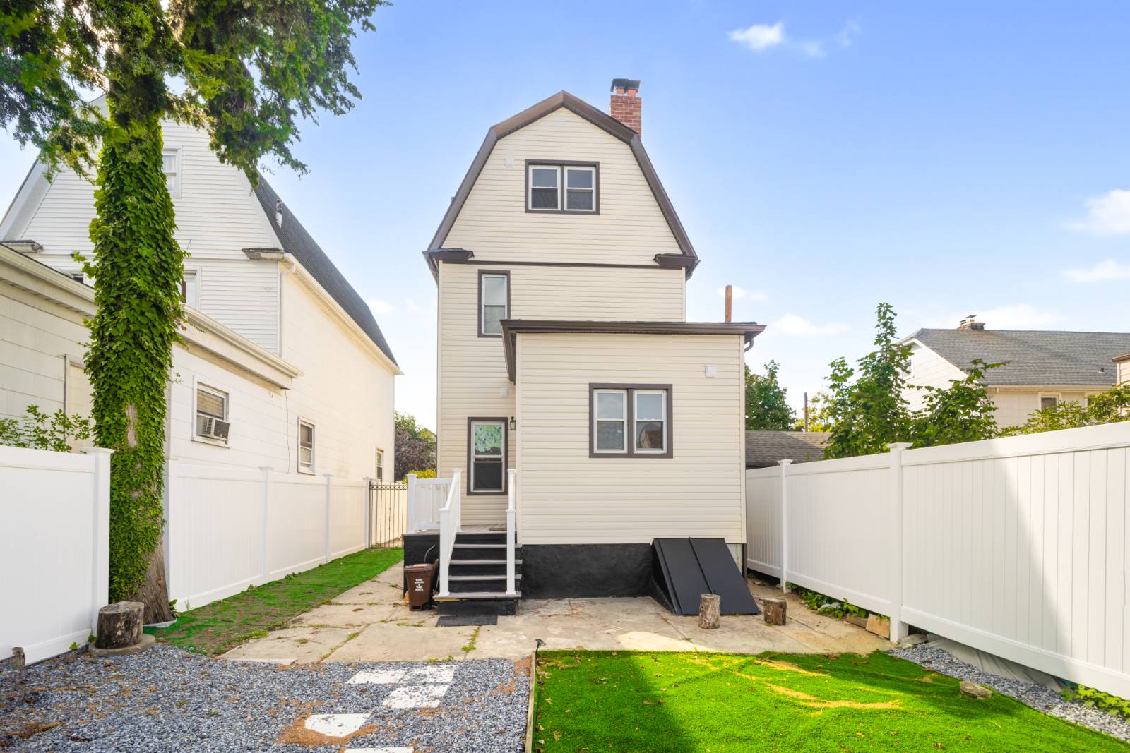 #8 photo, 45-11 160th St, Flushing , NY 11358