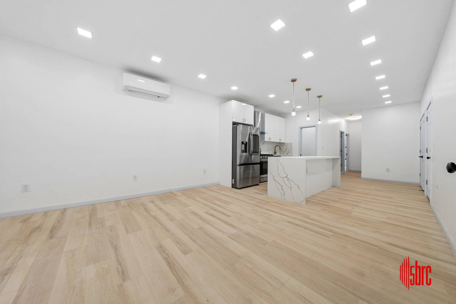 #5 photo, 1058 Jefferson Ave, ブルックリン区 Bushwick , NY 11221