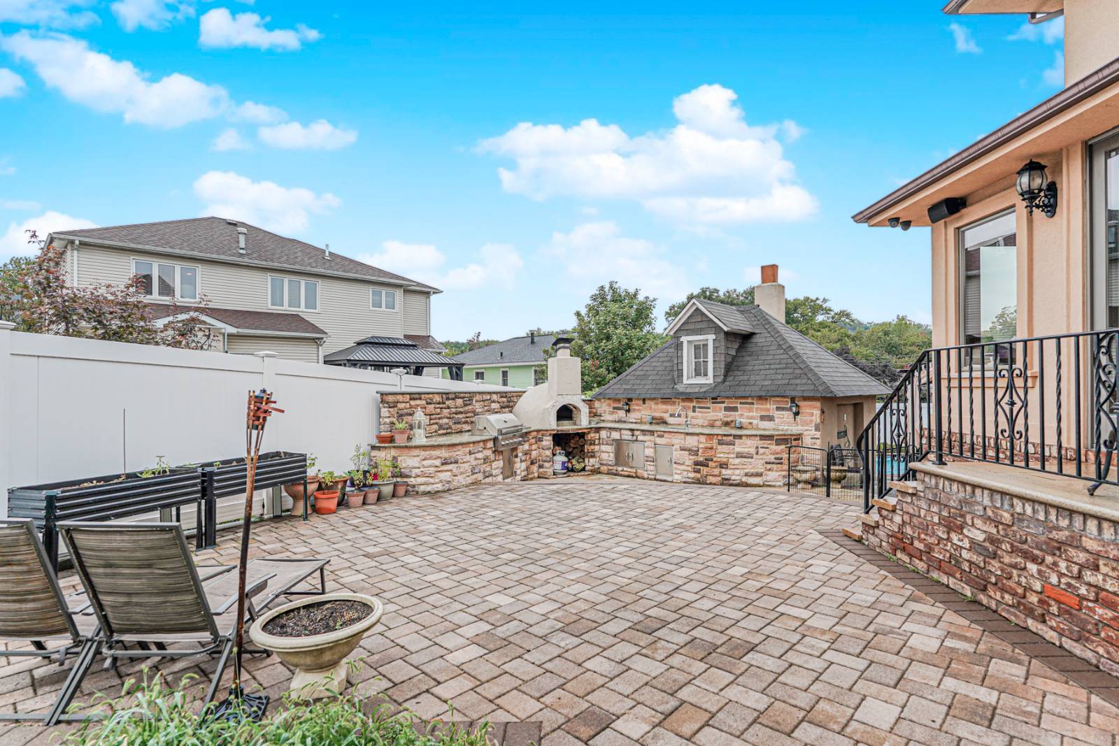 #10 photo, 14 walnut place, Staten Island , NY 10306