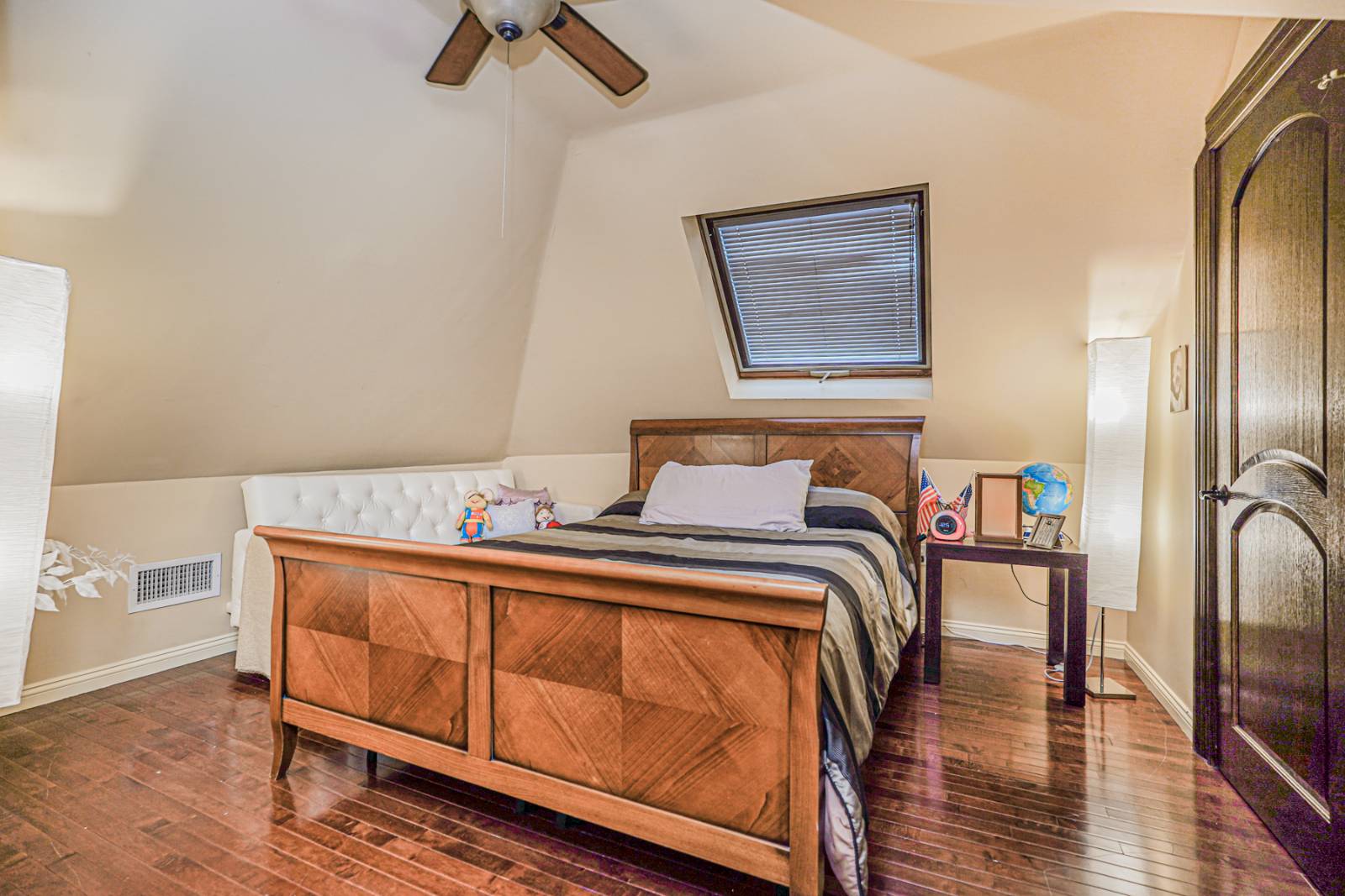 #58 photo, 14 walnut place, Staten Island , NY 10306