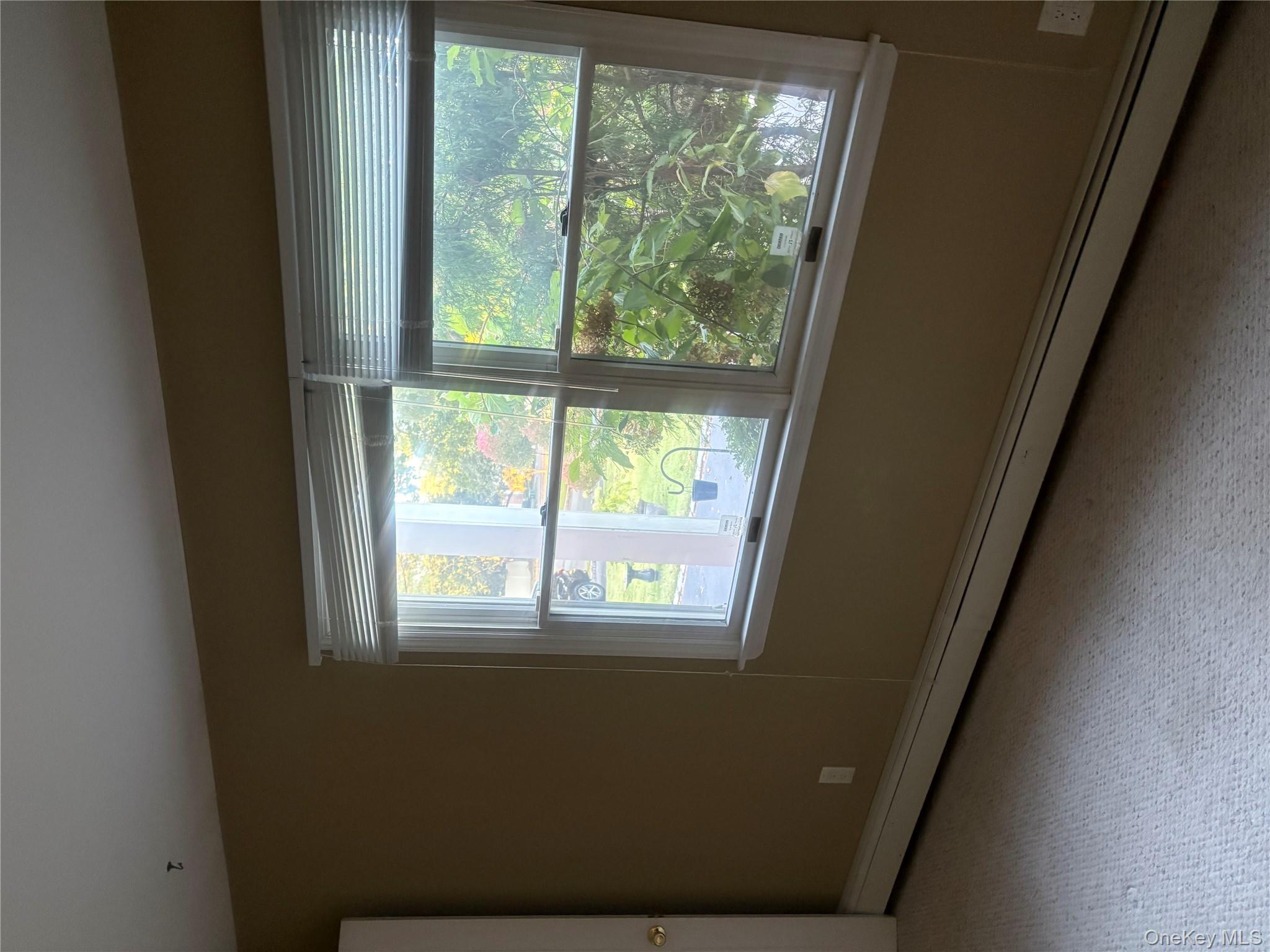 #14 photo, 34 MARKWOOD Lane, East Northport , NY 11731