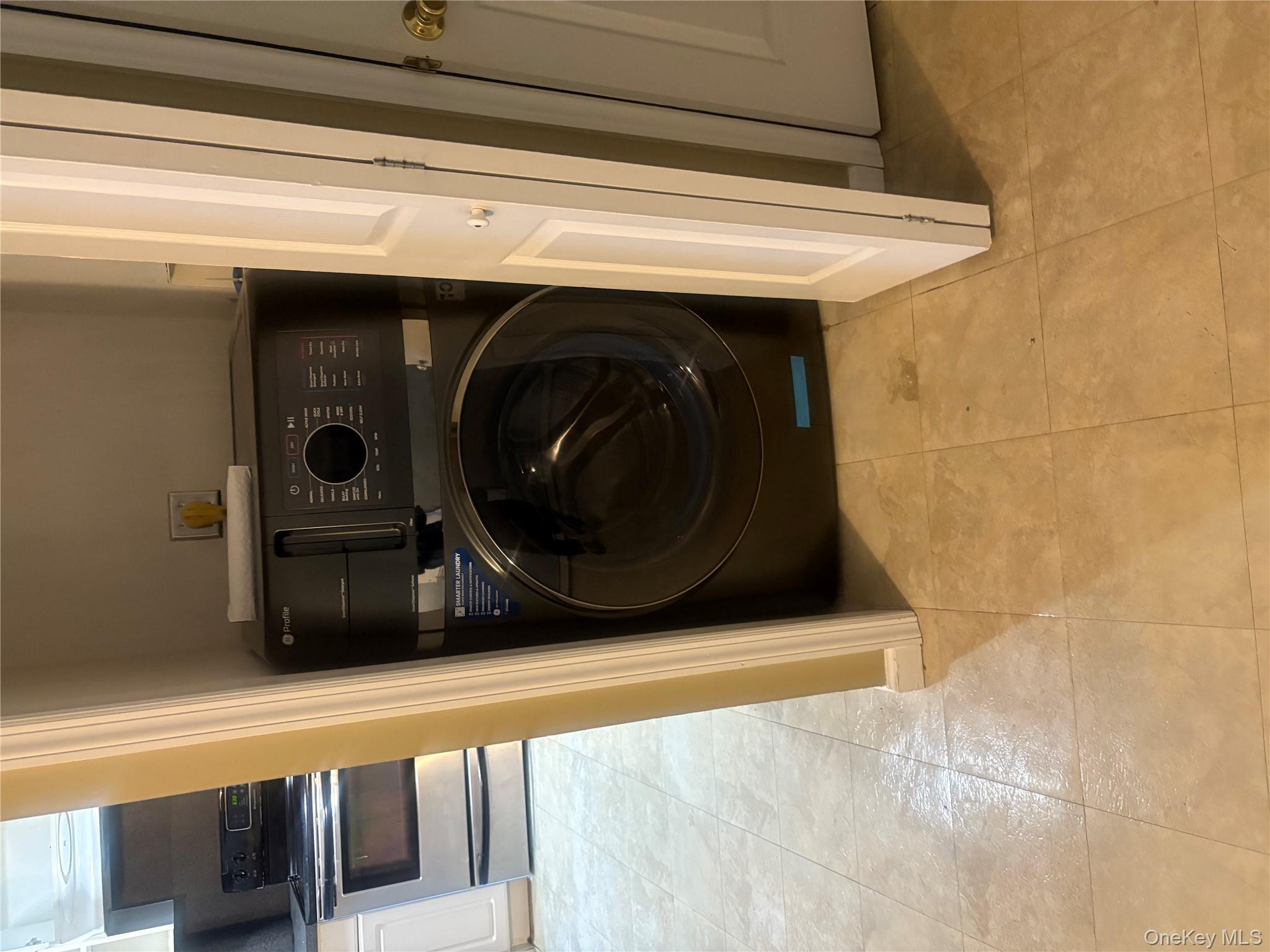 #18 photo, 34 MARKWOOD Lane, East Northport , NY 11731