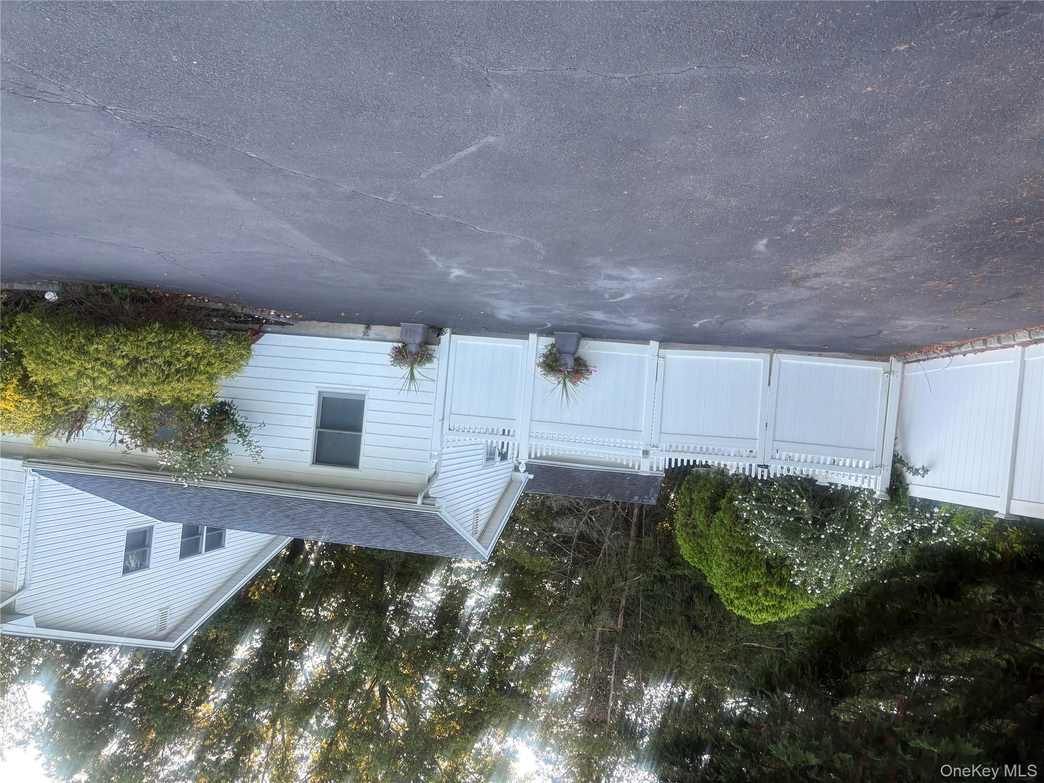 #2 photo, 34 MARKWOOD Lane, East Northport , NY 11731