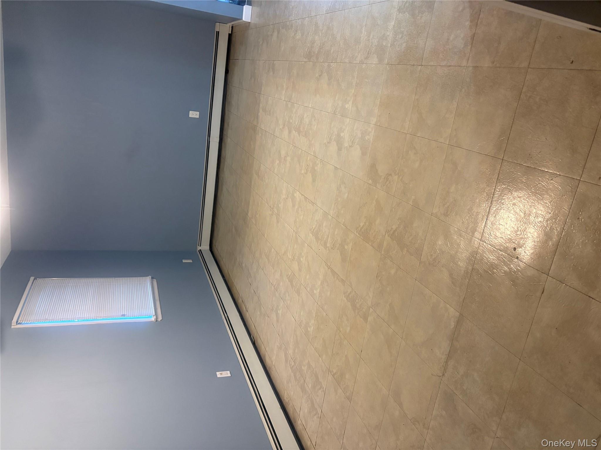 #4 photo, 34 MARKWOOD Lane, East Northport , NY 11731