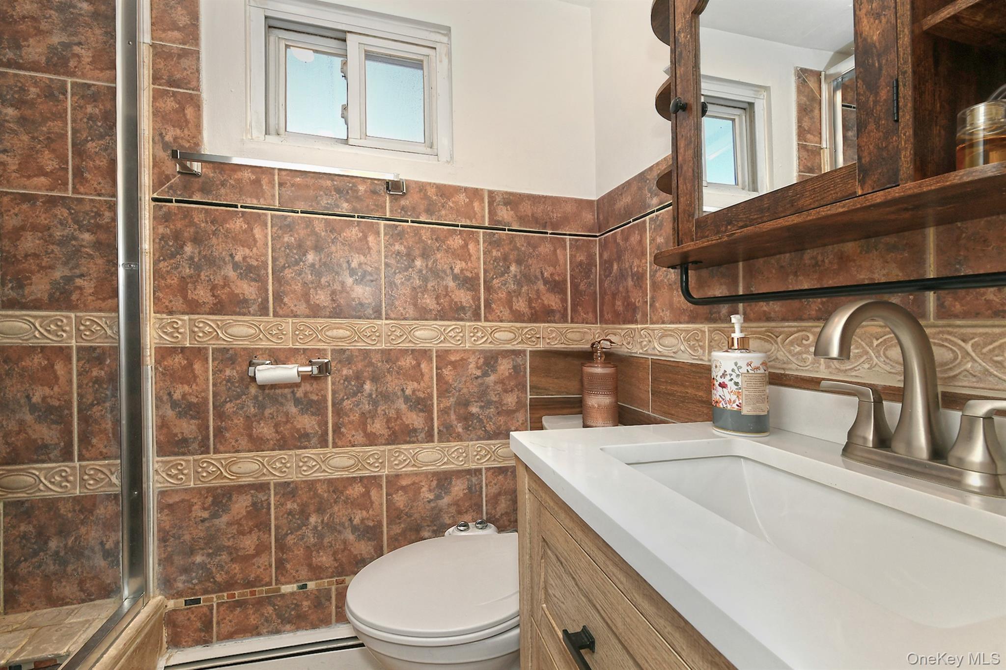 #14 photo, 899 Brent Drive, Wantagh , NY 11793