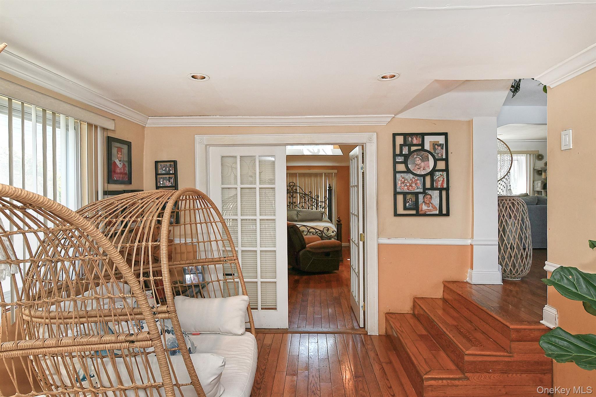 #8 photo, 899 Brent Drive, Wantagh , NY 11793