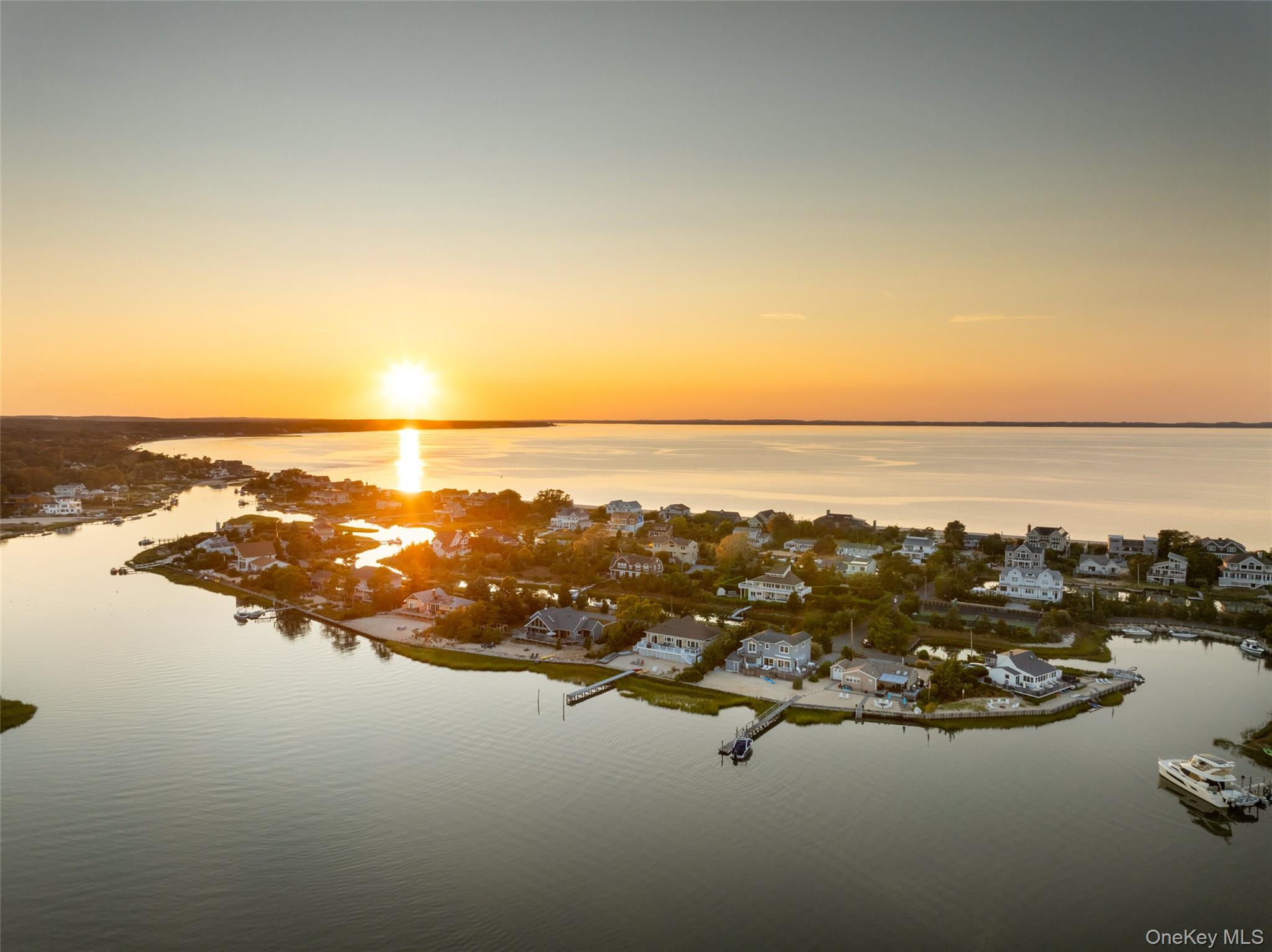 #4 photo, 8 Landsend Lane, サフォーク郡 Southampton , NY 11968