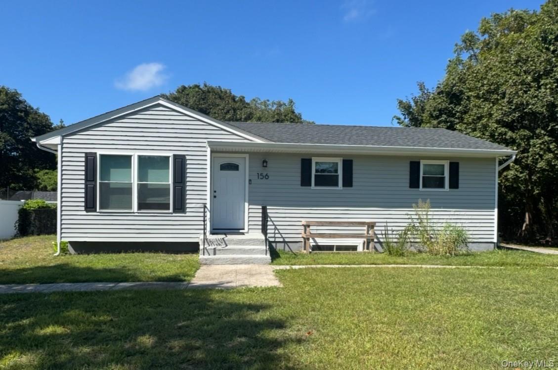 #1 photo, 156 Bellport Avenue, 东长岛 Bellport , NY 11713