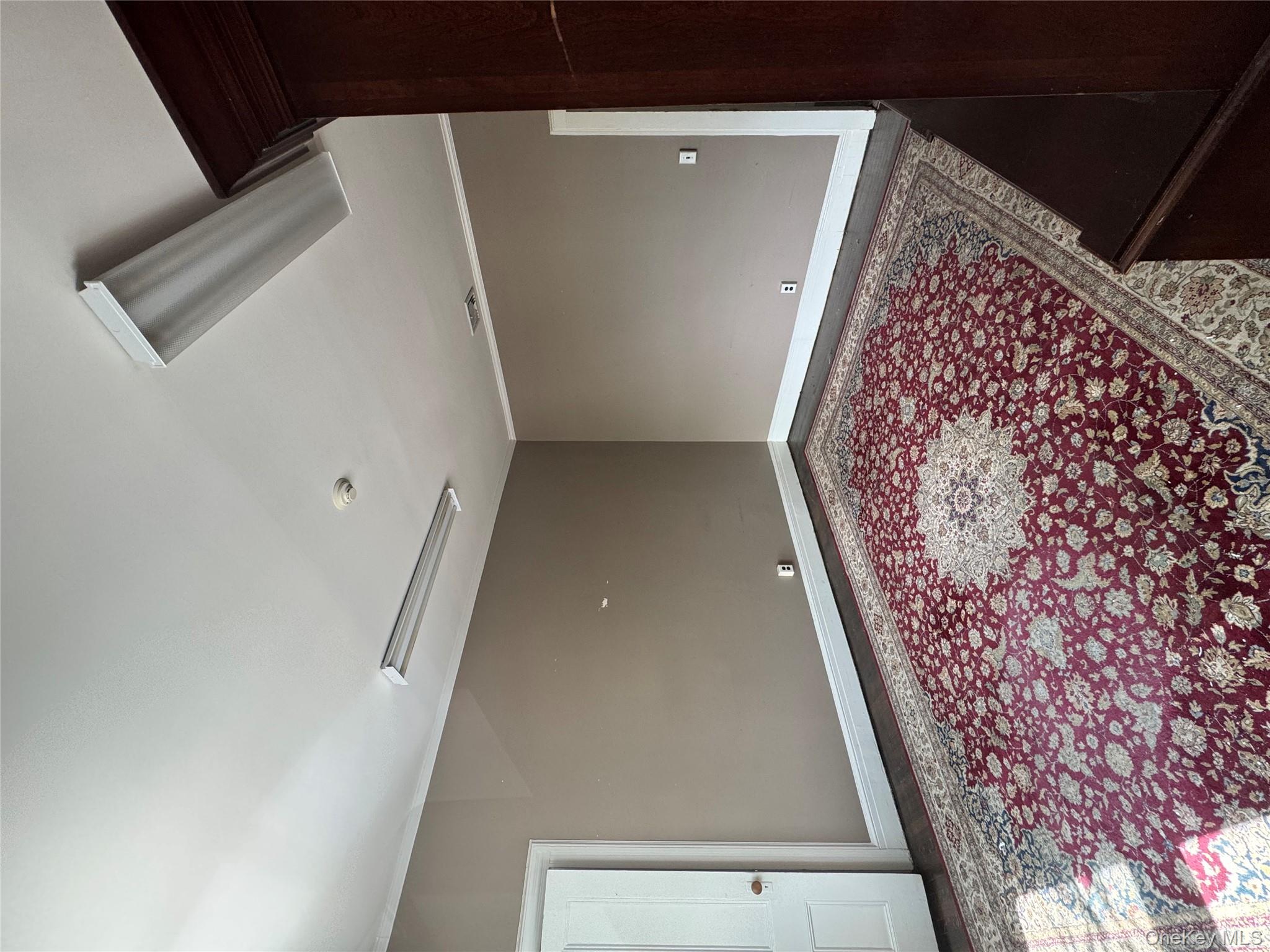 #5 photo, 439 Main Street, Islip , NY 11751