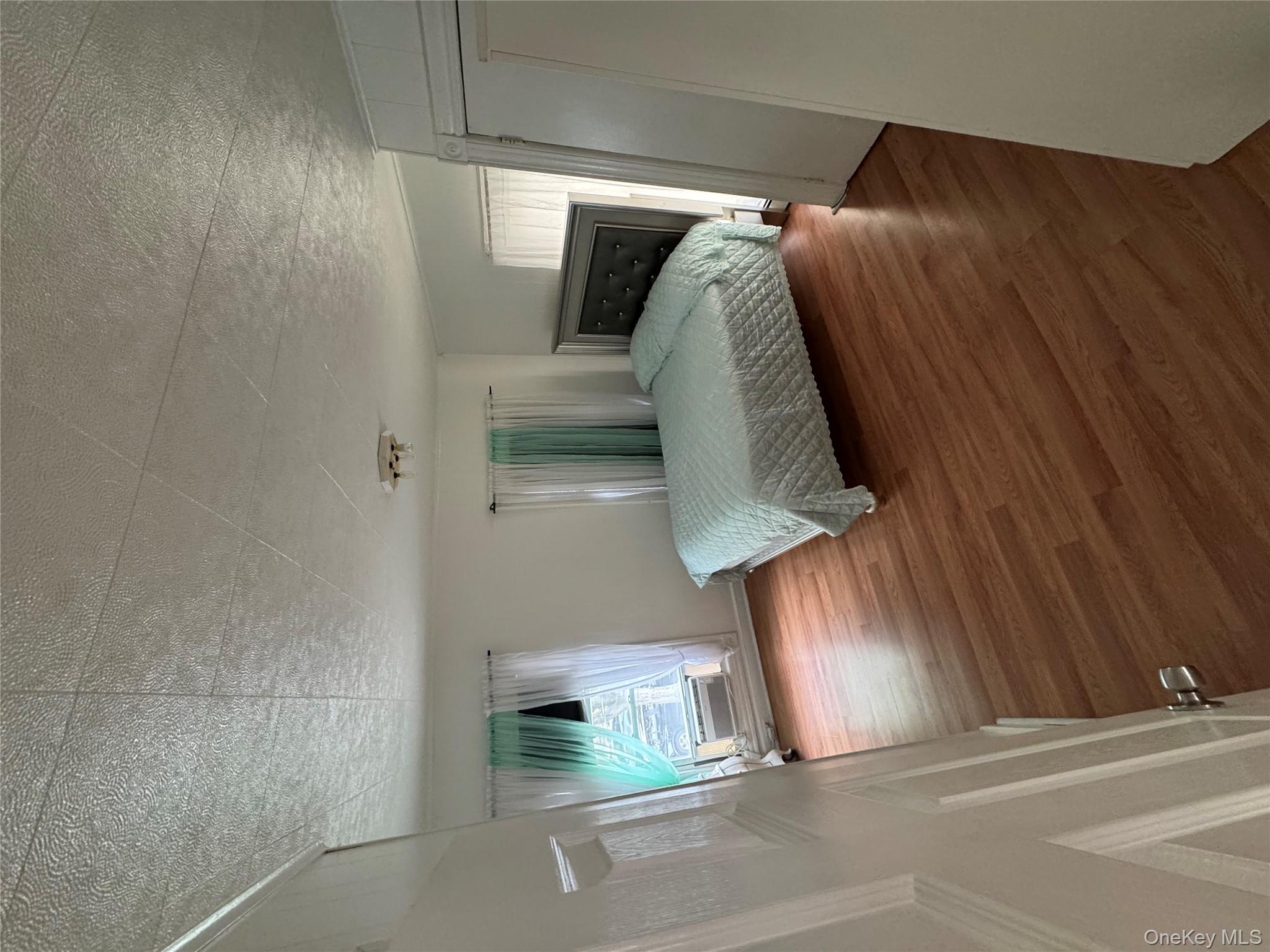 #11 photo, 158 Church Street, Freeport , NY 11520