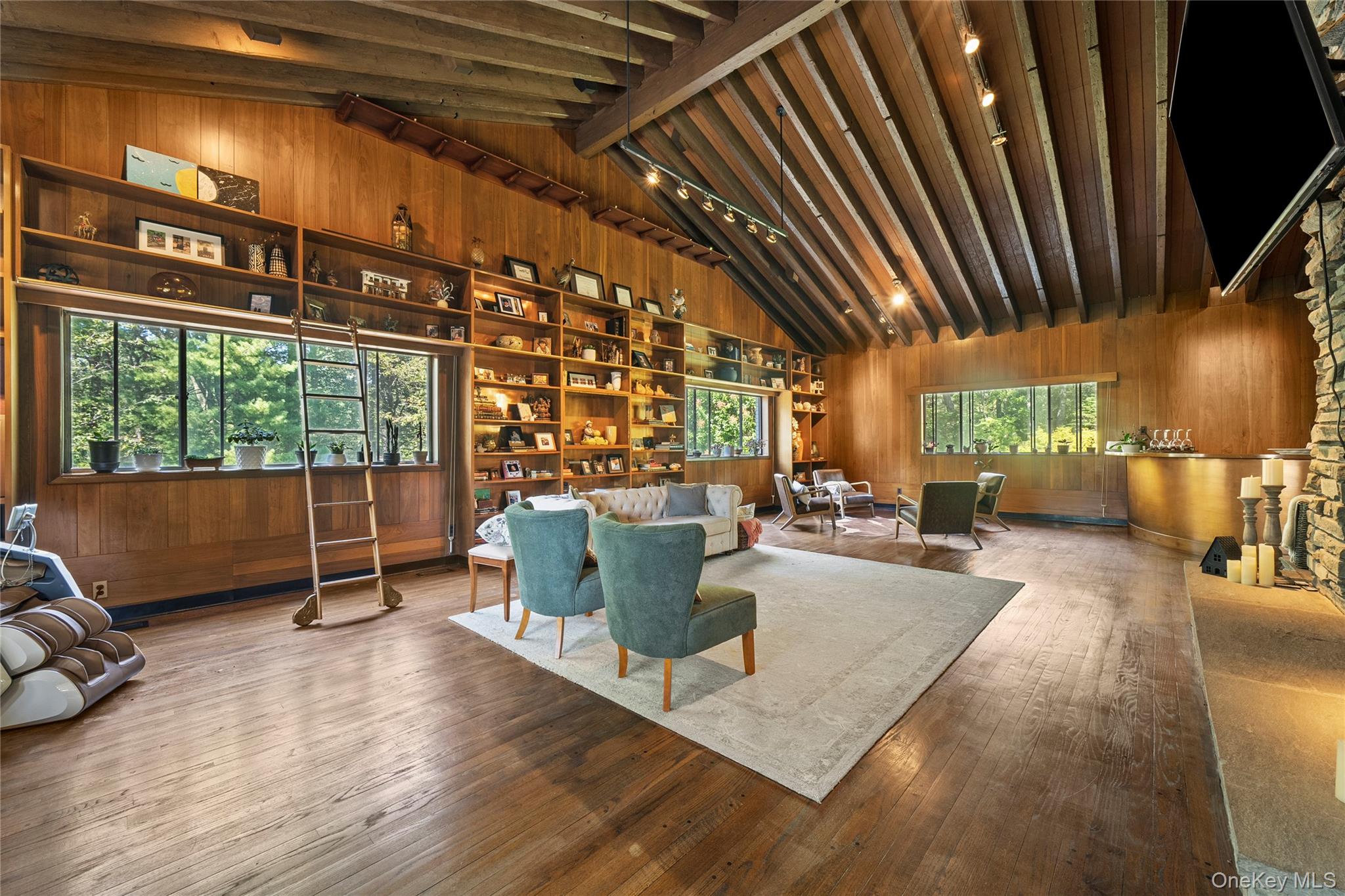 #10 photo, 55 Rolling Hill Lane, Old Westbury , NY 11568