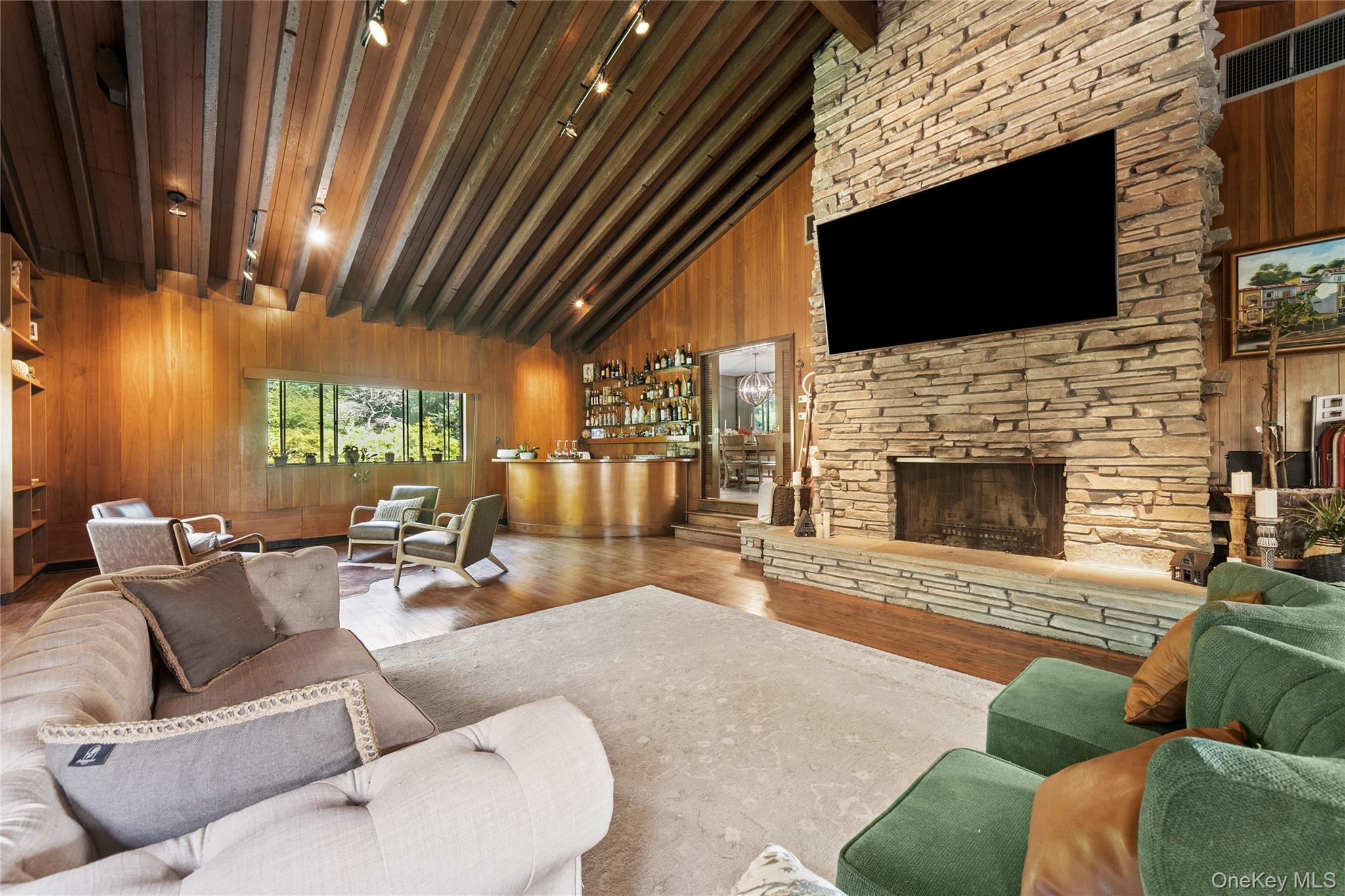 #11 photo, 55 Rolling Hill Lane, Old Westbury , NY 11568