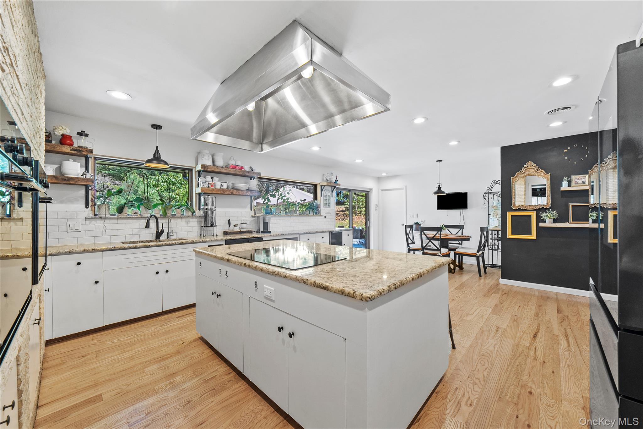 #18 photo, 55 Rolling Hill Lane, Old Westbury , NY 11568