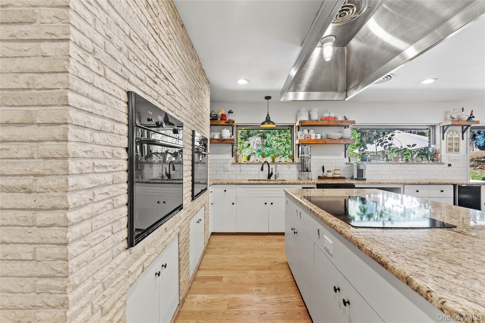 #20 photo, 55 Rolling Hill Lane, Old Westbury , NY 11568