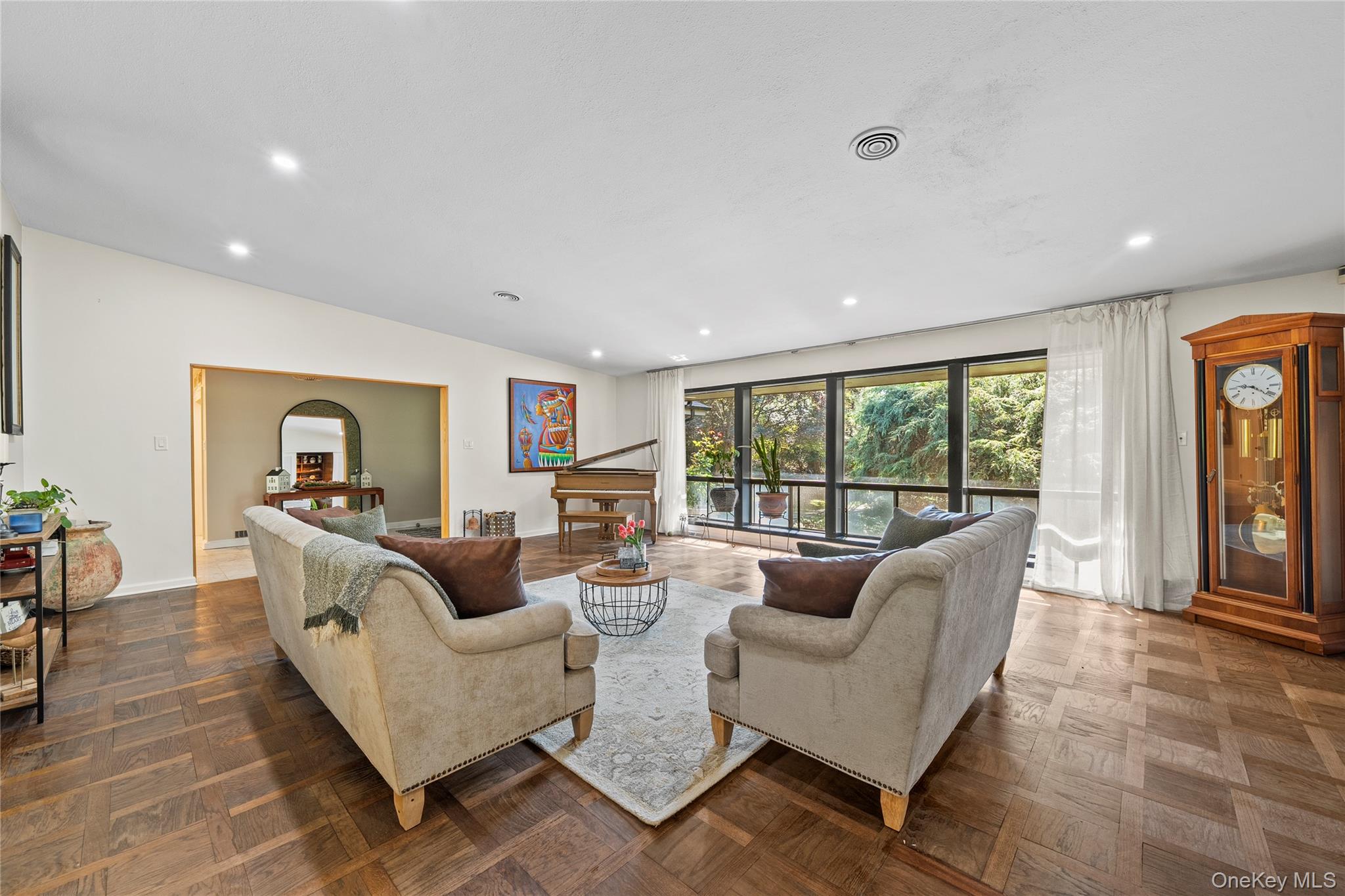 #5 photo, 55 Rolling Hill Lane, Old Westbury , NY 11568