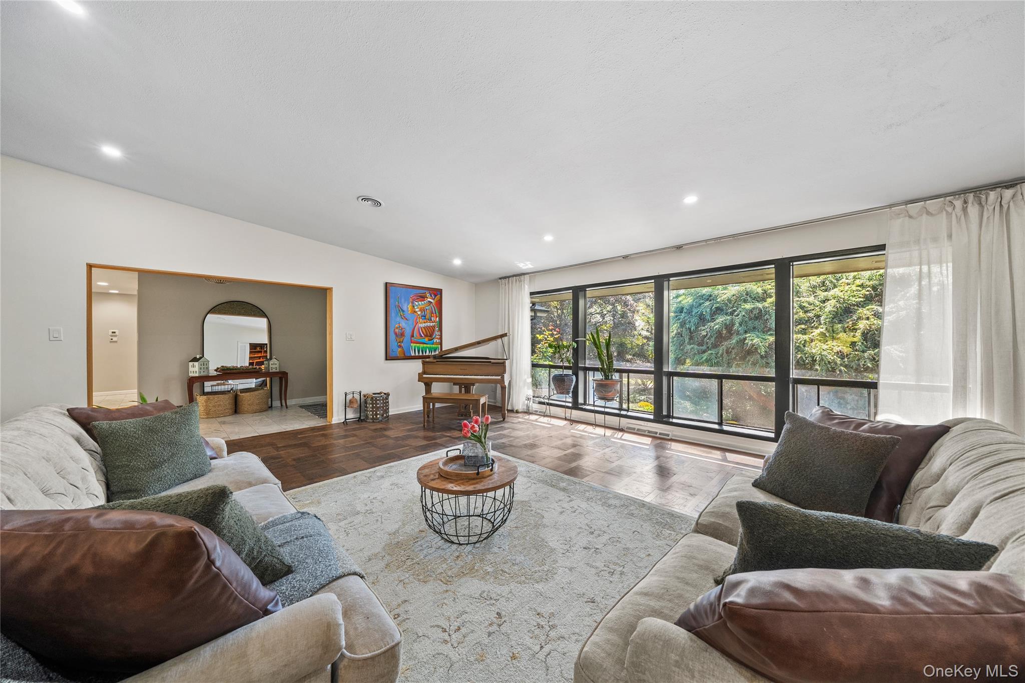 #7 photo, 55 Rolling Hill Lane, Old Westbury , NY 11568