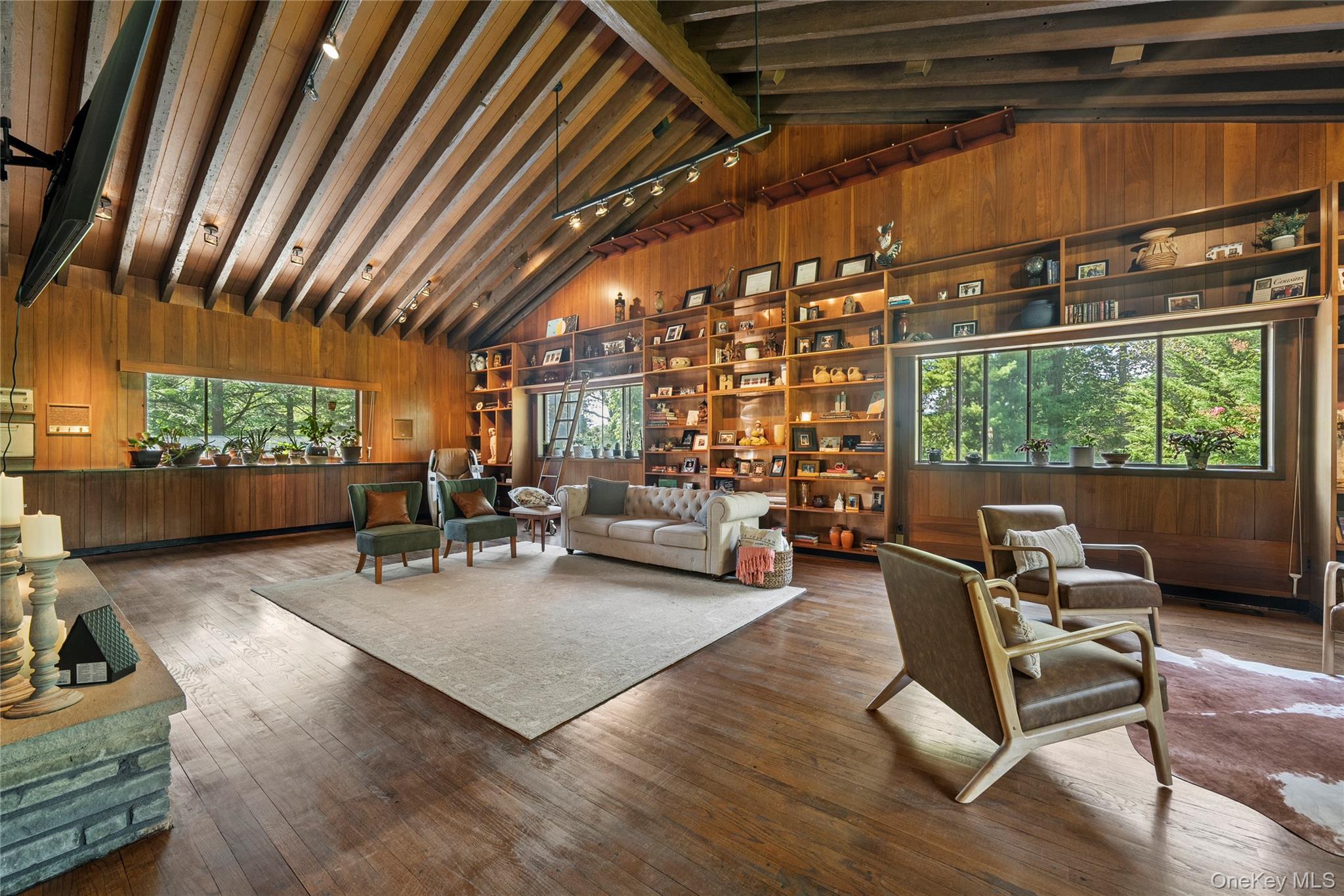 #9 photo, 55 Rolling Hill Lane, Old Westbury , NY 11568