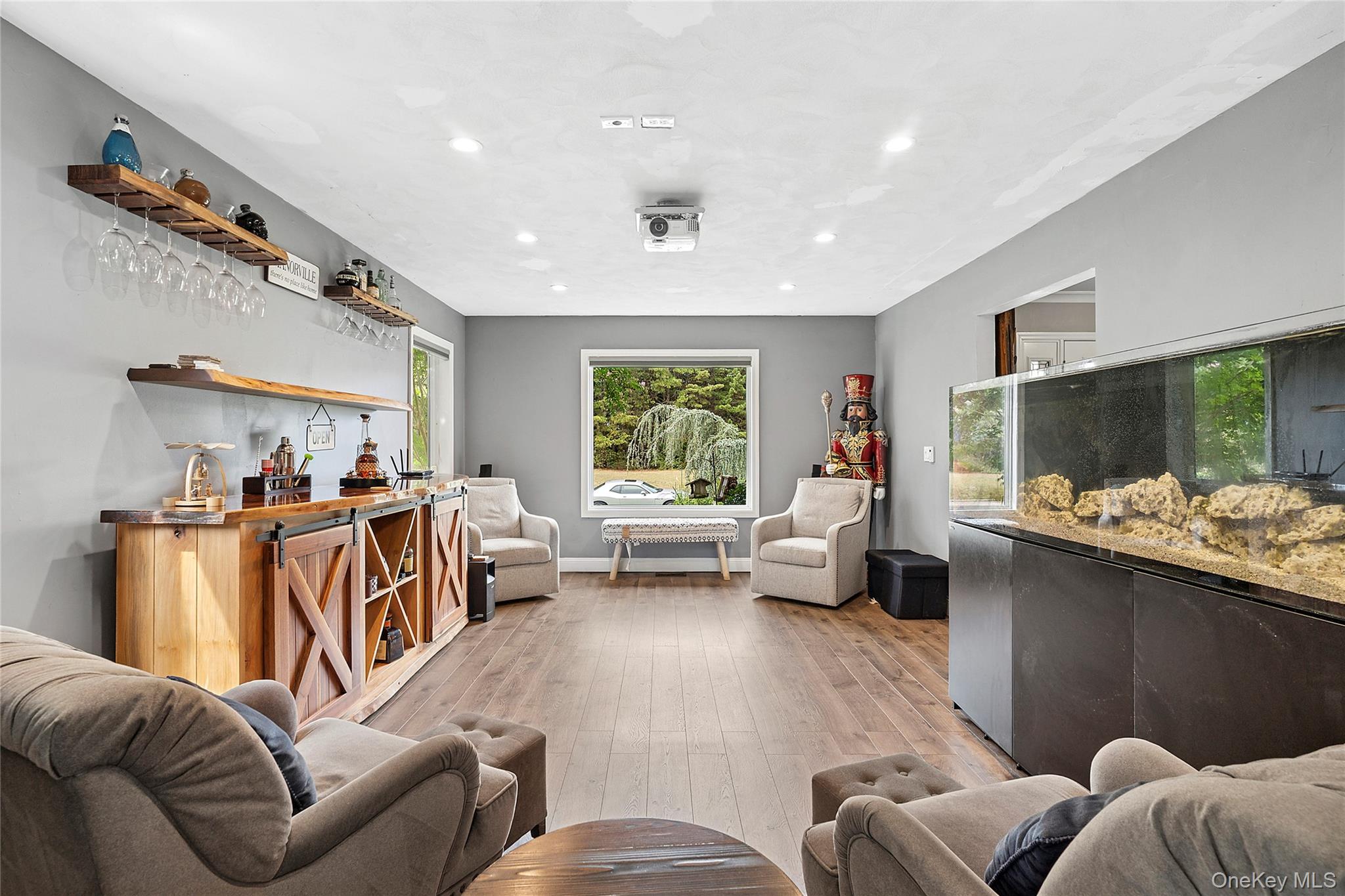 #12 photo, 5 Windcrest Drive, サフォーク郡 Manorville , NY 11949