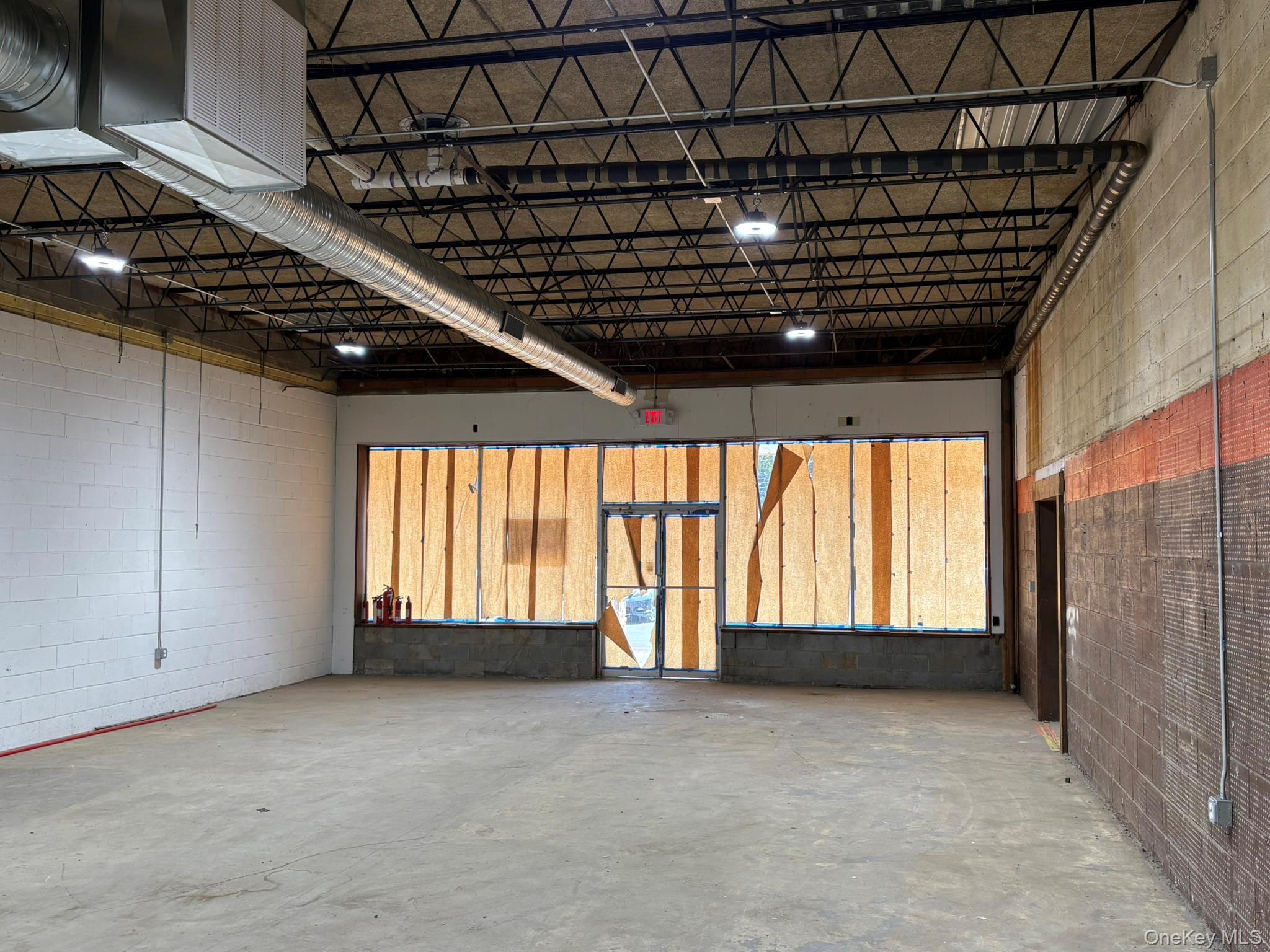 #13 photo, 3139 Route 9W, Saugerties , NY 12477